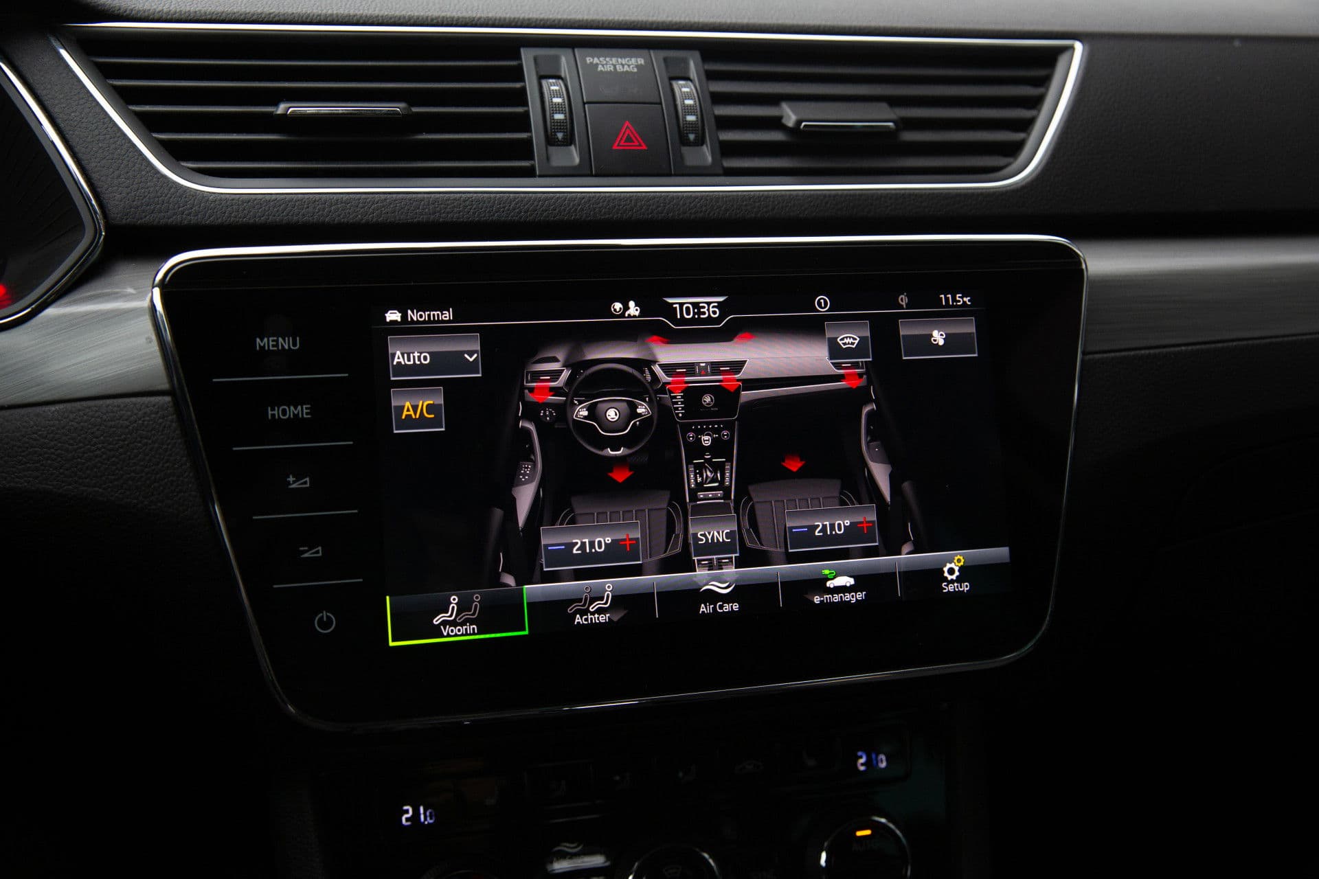 Škoda Superb Combi 1.4 TSI iV Business , Memory, Canton, Carplay, Camera thumbnail 17