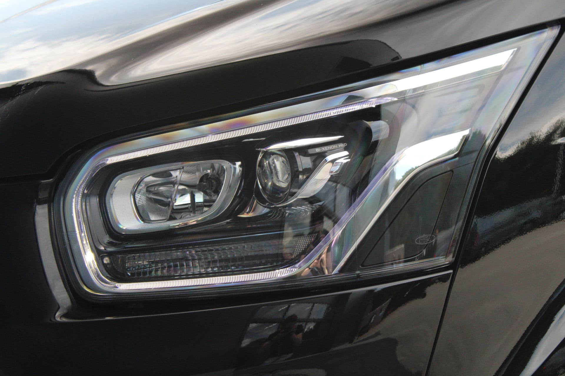 Ford Transit 350 2.0 TDCI L2H2 Limited 165pk - Adaptive Cruise - Xenon - Navi - Blind Spot - 360 camera - Rijklaar thumbnail 35