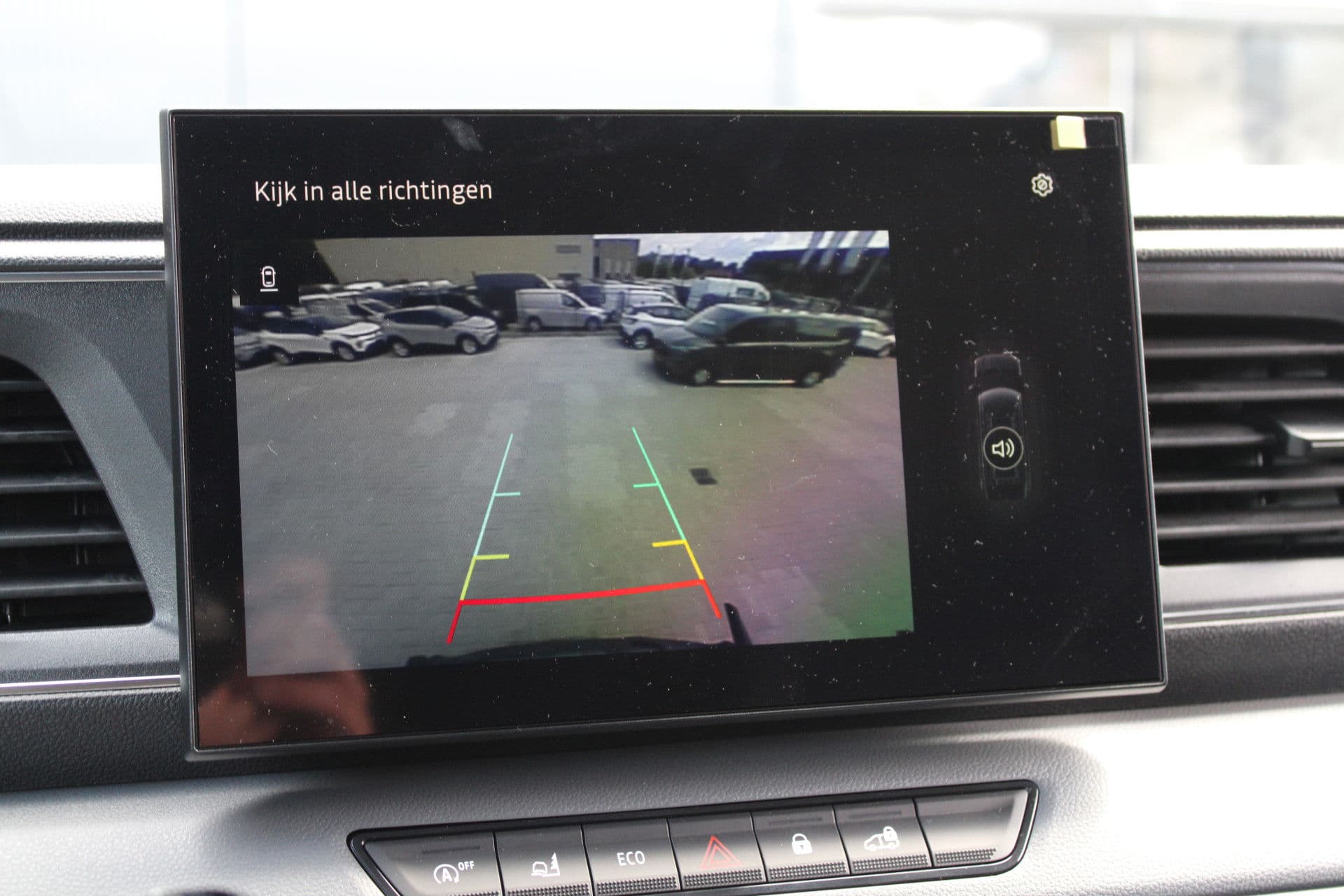 Renault Master T35 2.0 dCi 170pk L2H2 Extra - Navigatie - Camera - 270 gr deuren - Parkeersensoren - Draadloos laden - Rijklaar thumbnail 29