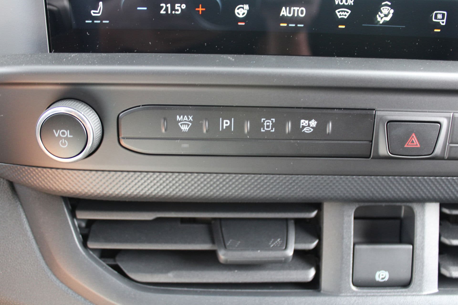 Ford Transit Custom 320 2.5 PHEV L2H1 Trend 232pk - 5 jaar GARANTIE - 2x Schuifdeur - Adaptive Cruise - Blind Spot - Navigatie - Camera - Verwarmd Stuur - Rijklaar thumbnail 31