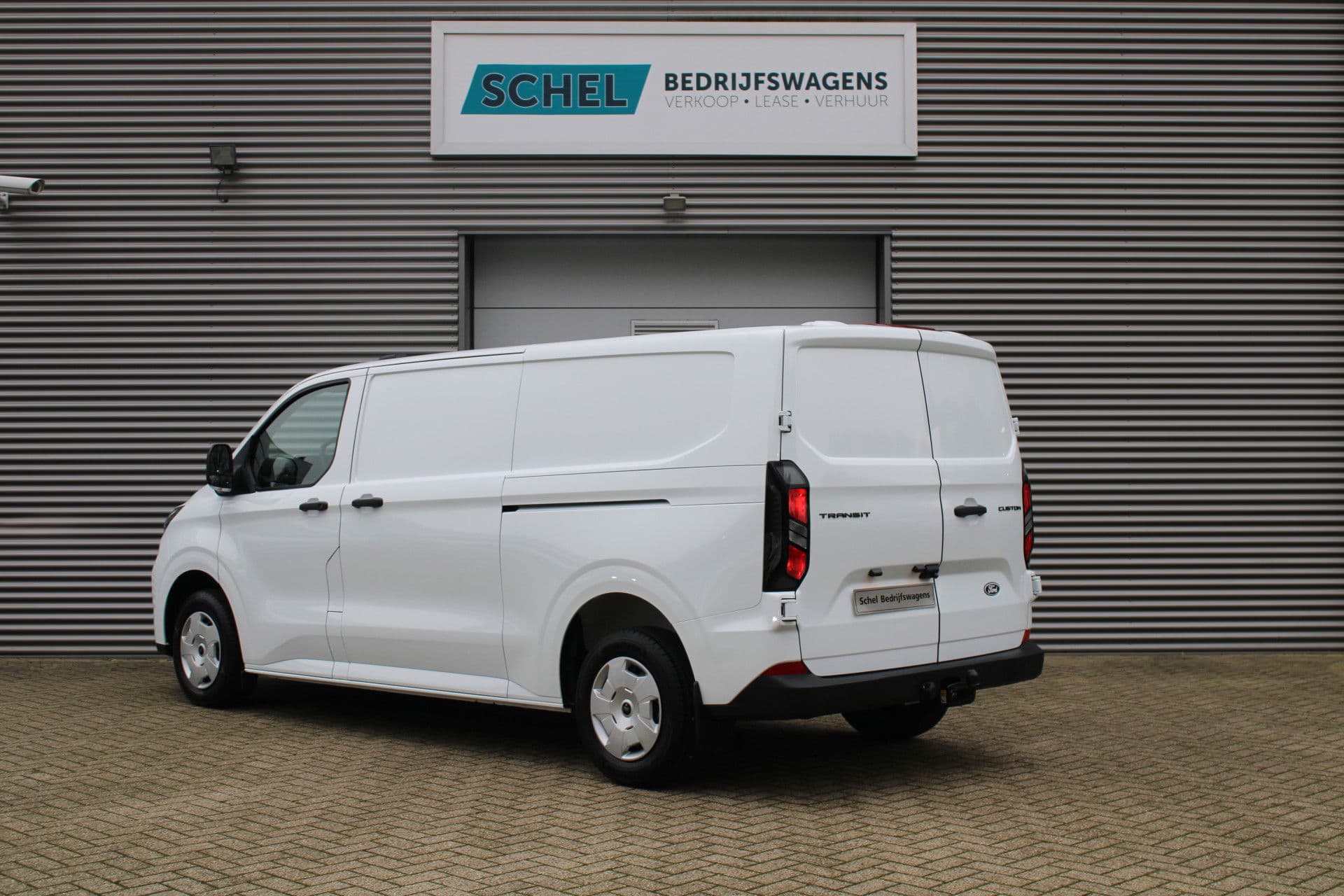 Ford Transit Custom 320 2.0 TDCI L2H1 Trend 136pk - 2x Schuifdeur - LED koplampen - Carplay - Android - Camera - Stoelverwarming - 70l tank - Rijklaar thumbnail 7