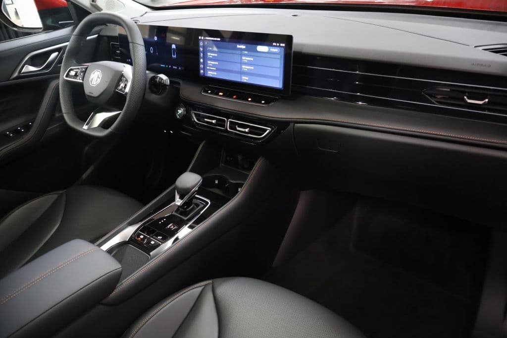 MG HS 1.5 Luxury PHEV | Beste Deal in NL thumbnail 11