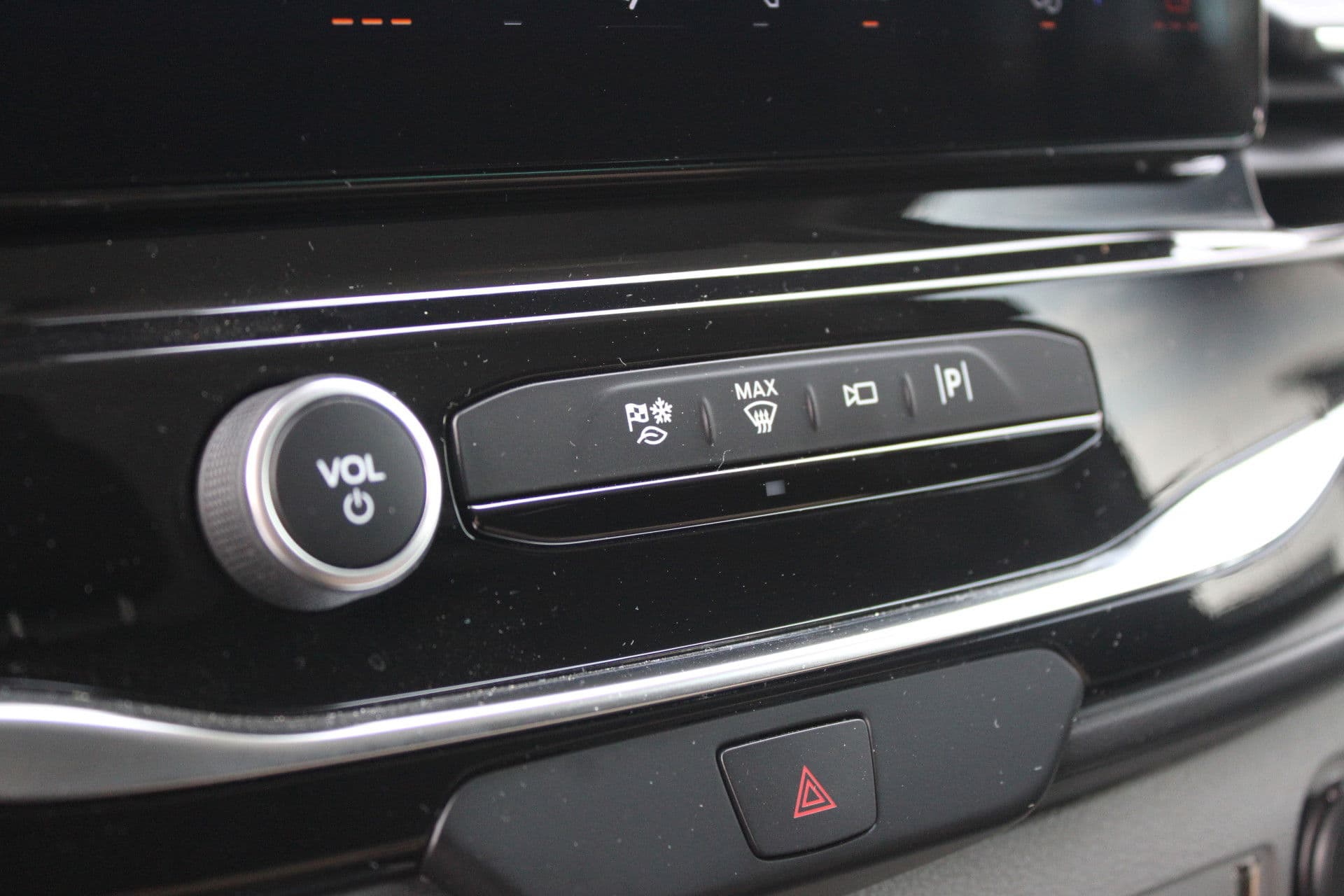 Ford E-Transit 350 L3H2 Trend 68 kWh Vol Elektrisch - 360 Camera - Pro Power Onboard - Dodehoek Assistent - Rijklaar thumbnail 23