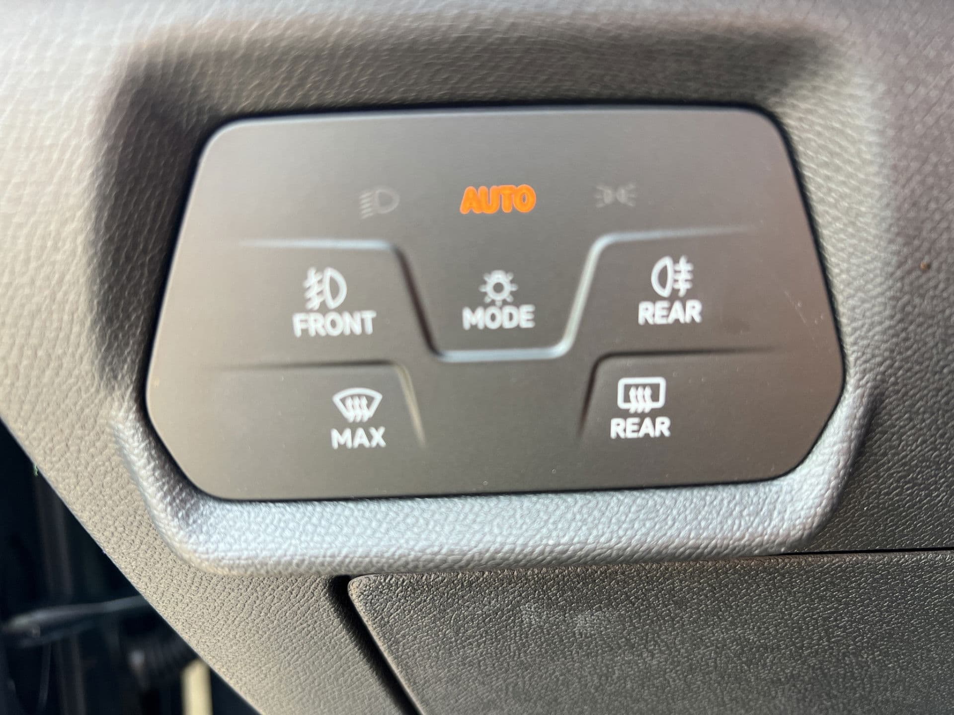 CUPRA Leon 1.4 VZ Performance | Matte | Pano | Navi | PDC thumbnail 25