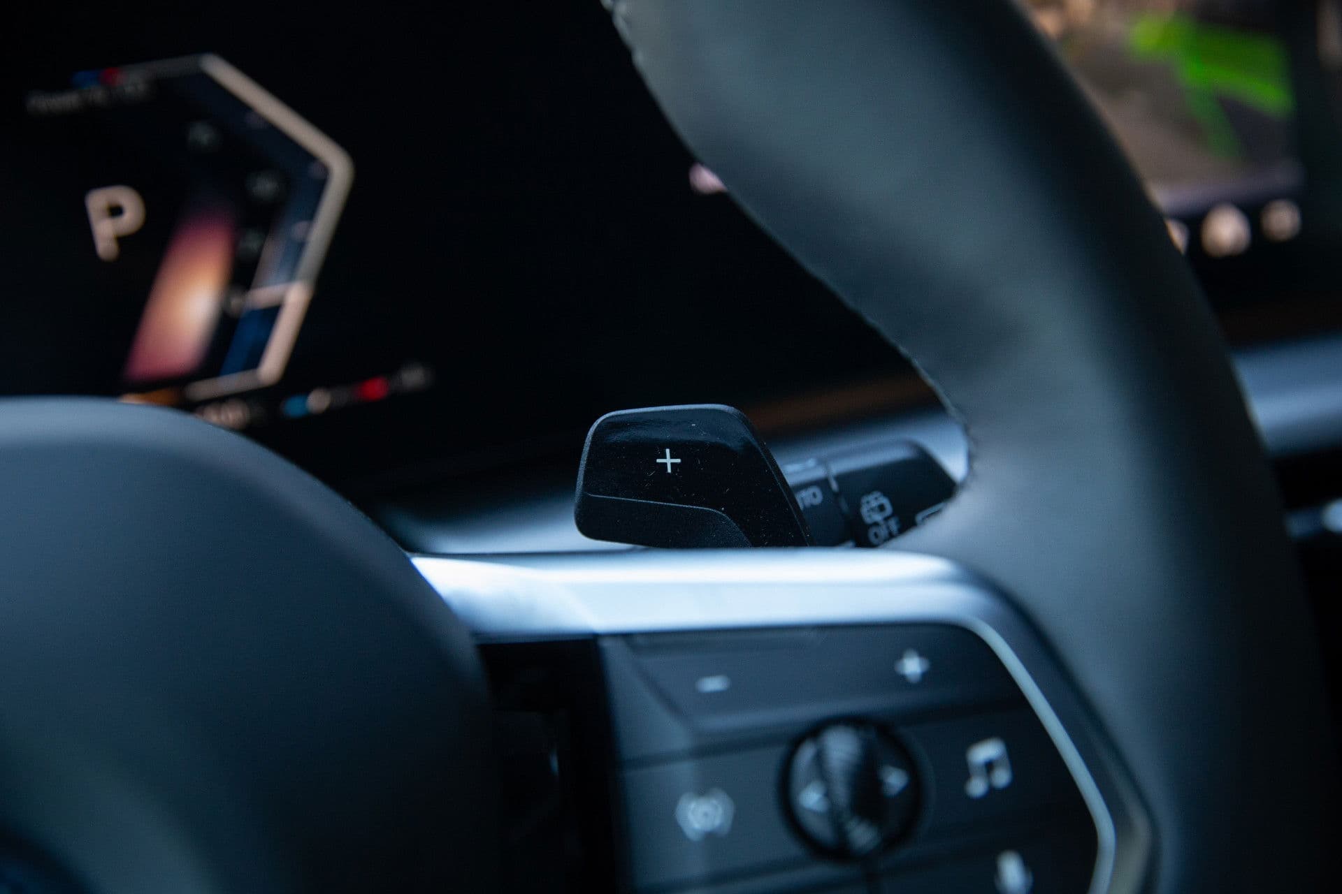 BMW X1 sDrive18i M-sport , Draadloze lader, Keyless entry, Achteruitrijcamera, thumbnail 11