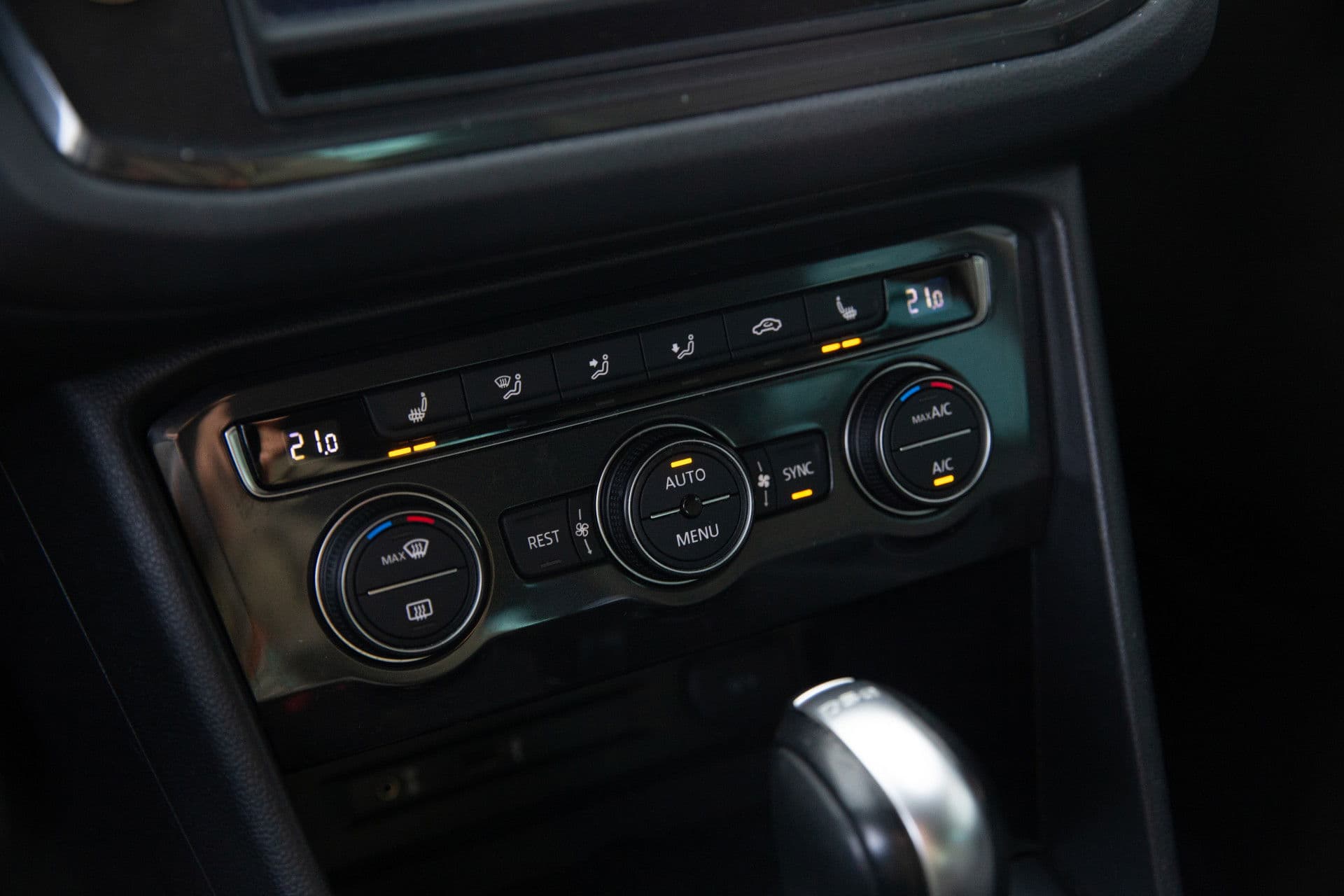 Volkswagen Tiguan 1.4 TSI ACT Comfortline Business , Trekhaak, Stoelverwarming, thumbnail 16