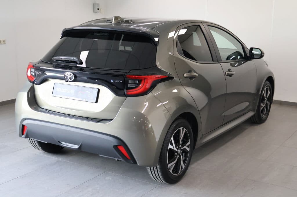 Toyota Yaris 1.5 Hybride 115 Dynamic | Winterpack thumbnail 3
