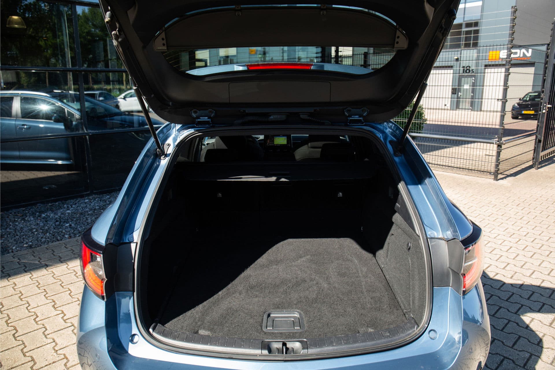 Toyota Corolla Touring Sports 2.0 Hybrid Style , Panoramadak, Adaptive cruise, Keyless entry, thumbnail 29