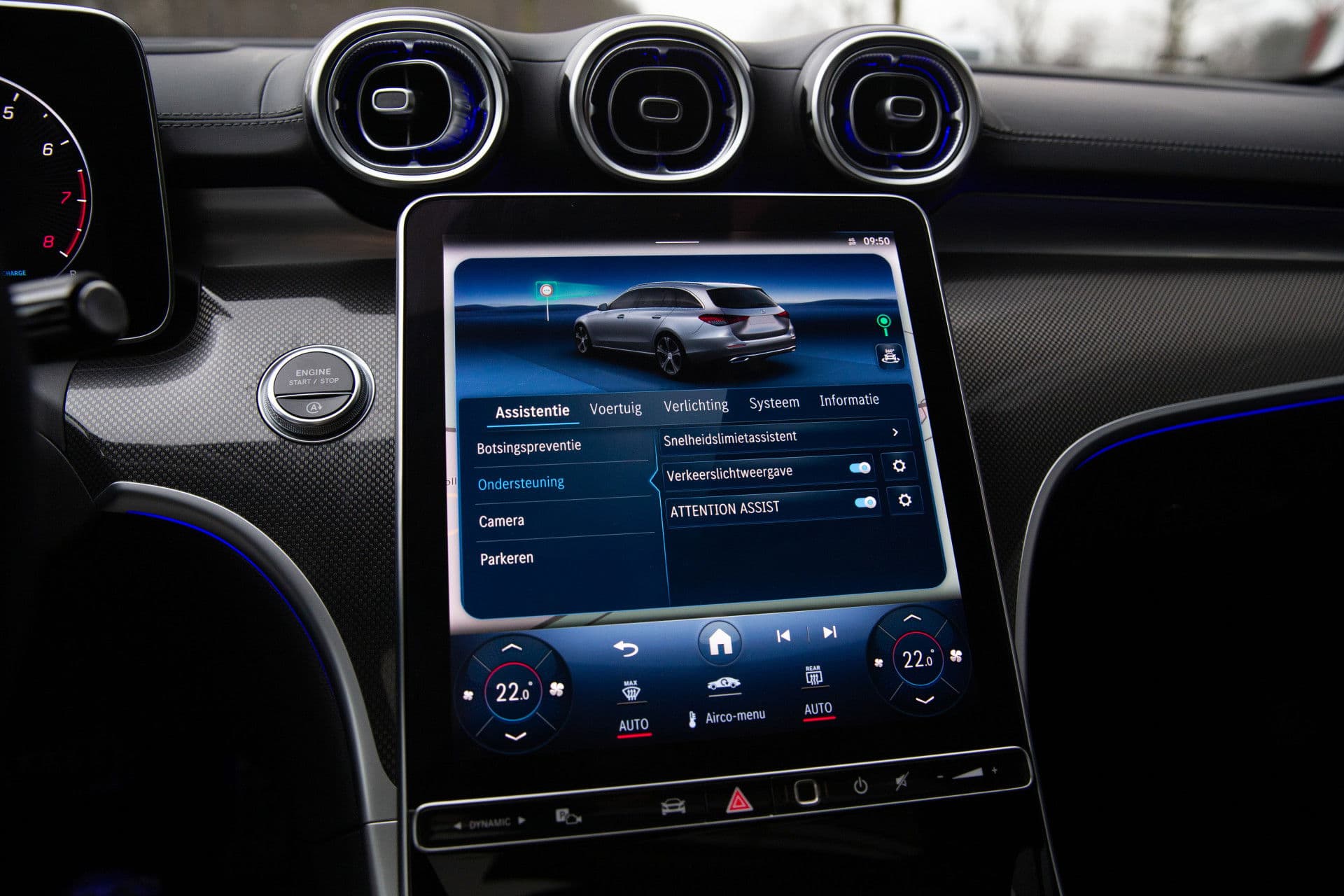 Mercedes-Benz C-Klasse Estate 200 Launch Edition AMG Line , Panoramadak, Sfeerverlichting, Burmester, 3D-camera, thumbnail 20