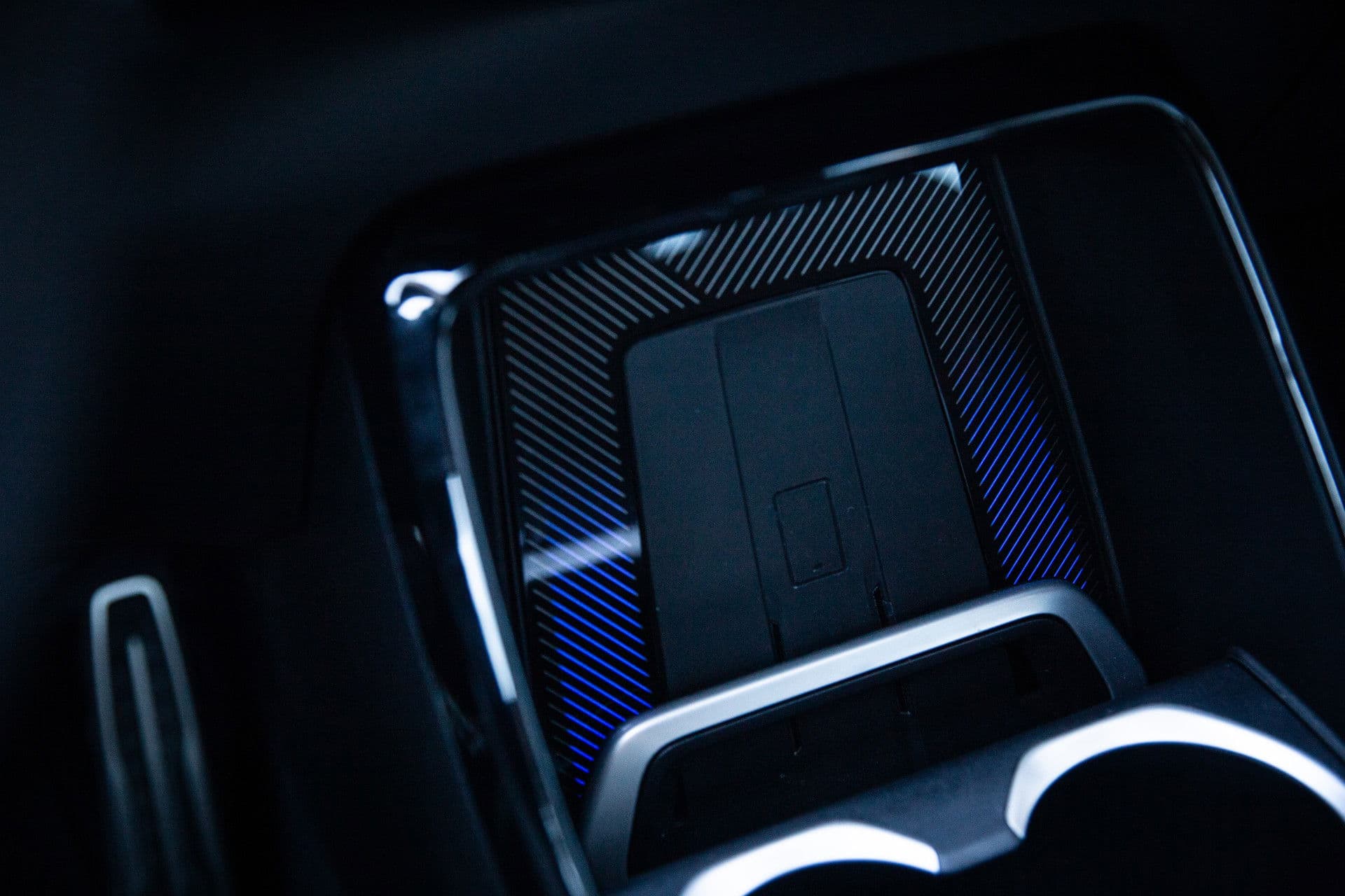 BMW X1 sDrive18i M-sport , Draadloze lader, Keyless entry, Achteruitrijcamera, thumbnail 21