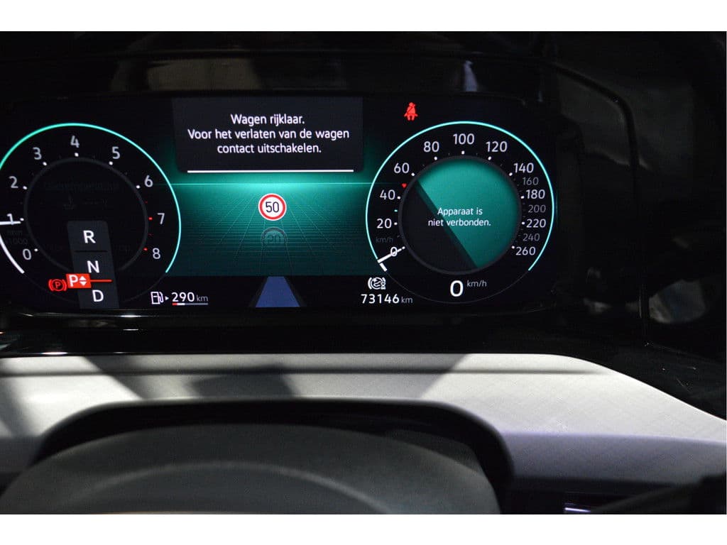 Volkswagen Golf 1.0 eTSI Life navi clima cruise led pdc !! thumbnail 13