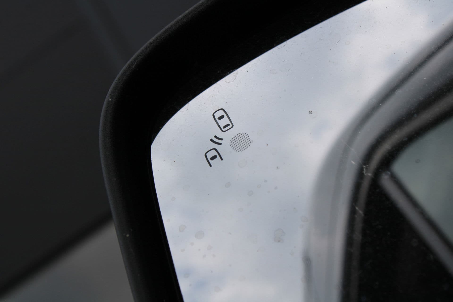 Ford Transit 350 2.0 TDCI L3H2 Trend 165pk - Facelift - 2x Schuifdeur - 360 Camera - Trekhaak - ACC - Stoel & Stoelverwarming - Blind Spot - Navi - 270gr deuren - Rijklaar thumbnail 37