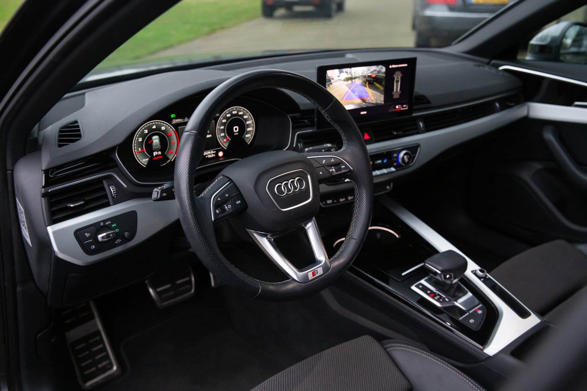 Audi A4 Avant 35 TFSI S edition , Panoramadak, Adap. cruise, Black Edition thumbnail 5