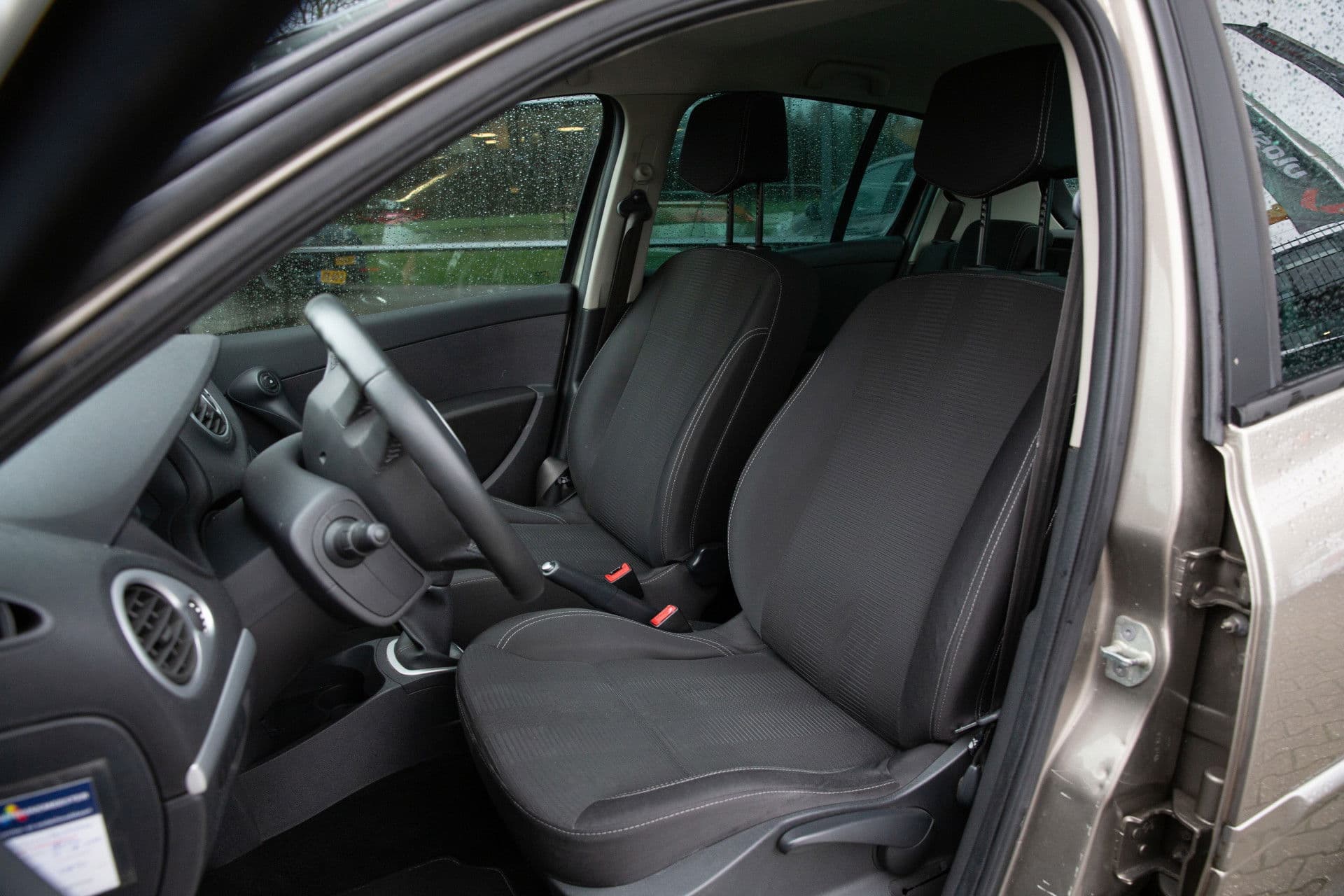 Renault Clio 1.2 TCe Collection , Cruise control, Airco thumbnail 3