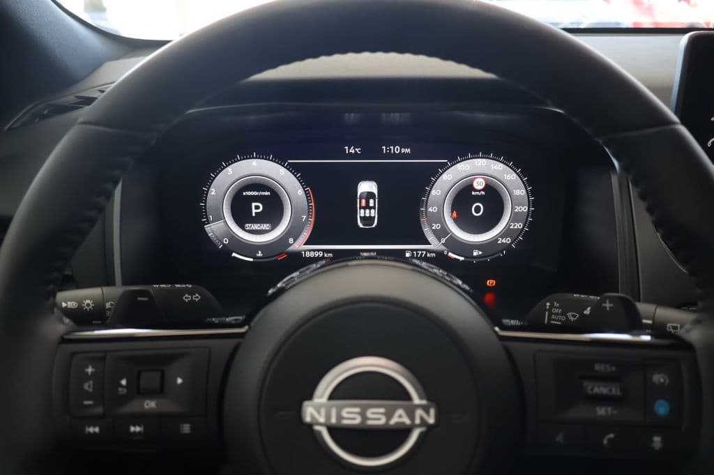 Nissan QASHQAI 1.3 MHEV X Tekna Black Edition thumbnail 18