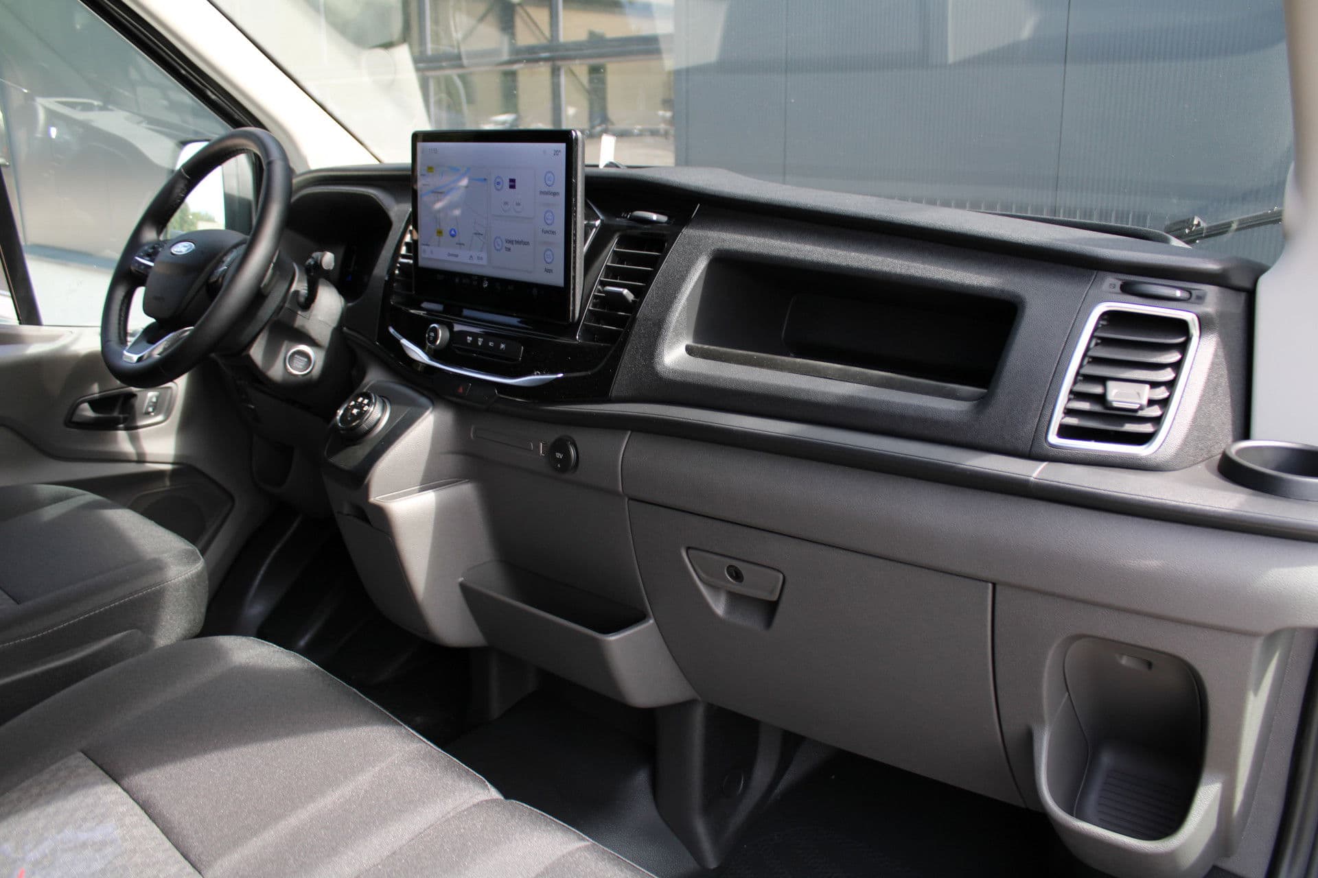 Ford Transit 350 2.0 TDCI L2H2 Trend 165pk - Facelift - Adaptive Cruise - Navigatie - Blind Spot - 360 Camera - Stoel - Stuurverwarming - Rijklaar thumbnail 35