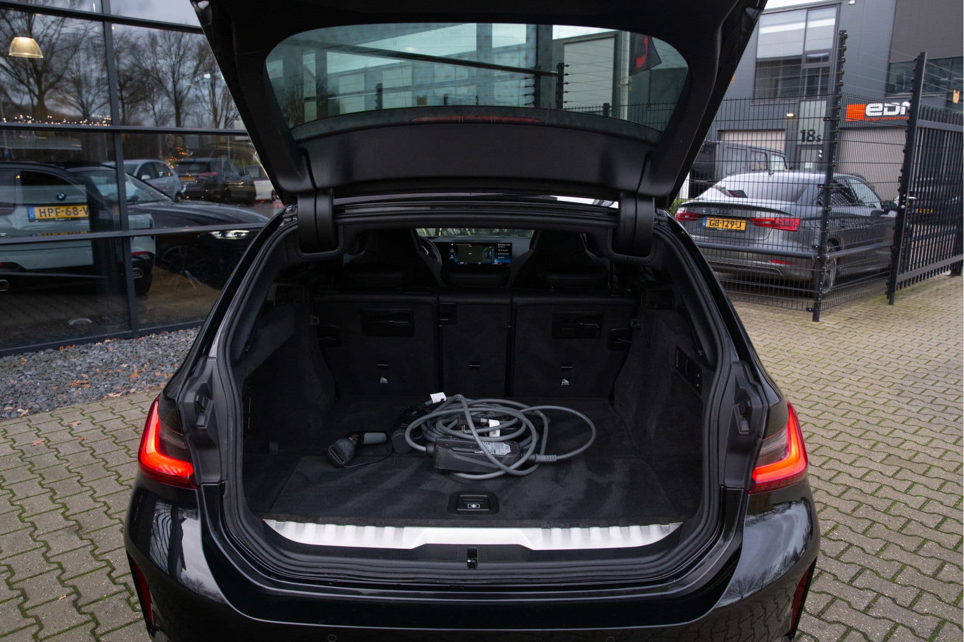 BMW 3 Serie Touring 330e xDrive , Super sportstoelen, Panoramadak, Adap. cruise, thumbnail 26