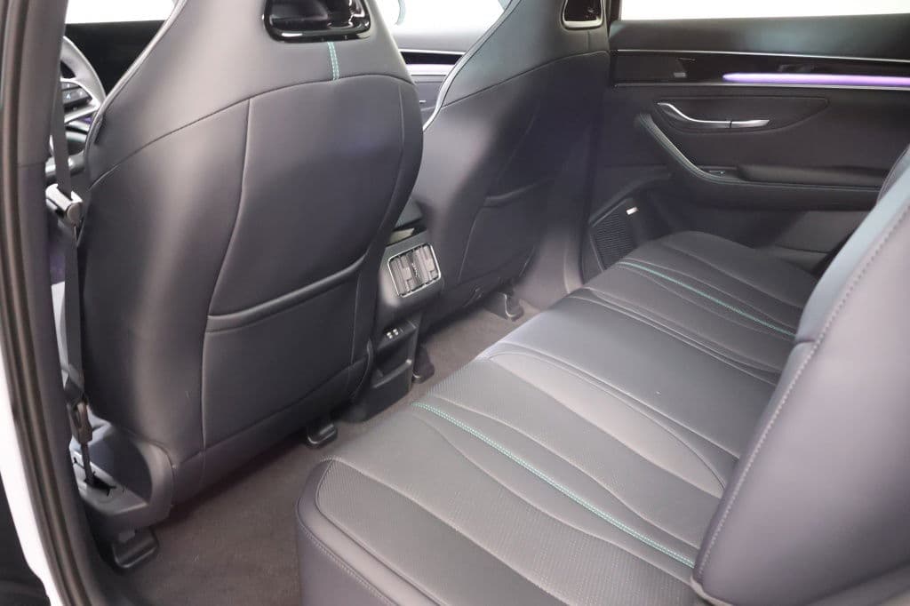 BYD SEAL U 1.5 DM-i FWD Boost | BYD Specialist in Limburg thumbnail 10