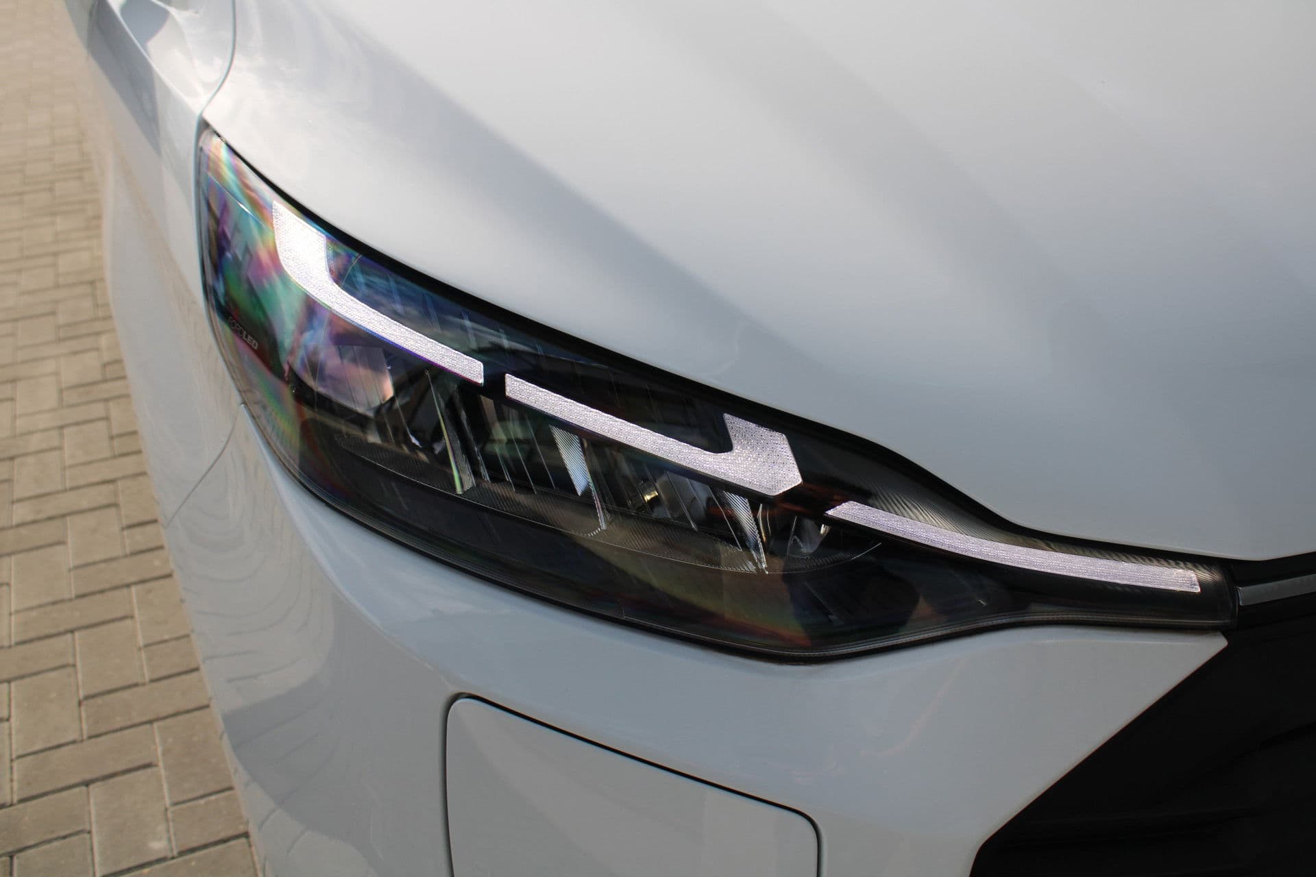 Ford Transit Custom 320 2.5 PHEV L2H1 Trend 232pk - 5 jaar GARANTIE - 2x Schuifdeur - Adaptive Cruise - Blind Spot - Navigatie - Camera - Verwarmd Stuur - Rijklaar thumbnail 38