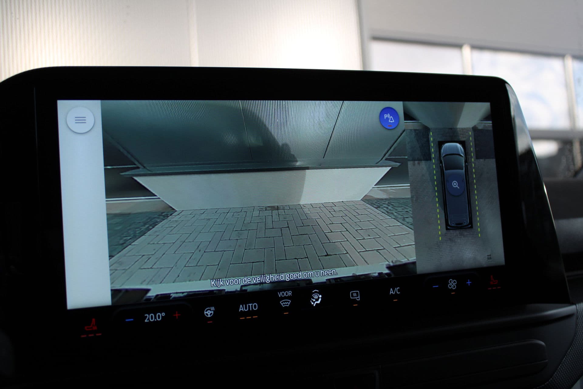 Ford E-Transit Custom 340 L2H1 Limited 65 kWh 218pk - 2x Schuif - LED - 360 Camera - B&O - ACC - Navi - Stoel/Stuurverwarming - Rijklaar thumbnail 15