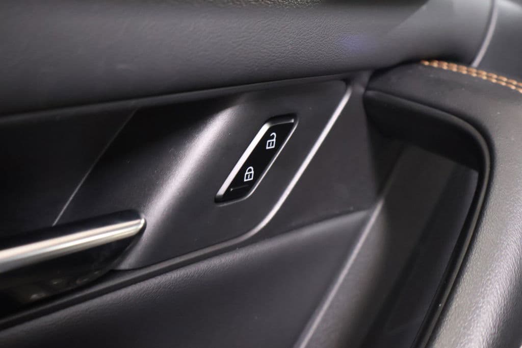 Mazda CX-60 2.5 PHEV Homura Plus + | Pano | HUD | Memory thumbnail 18