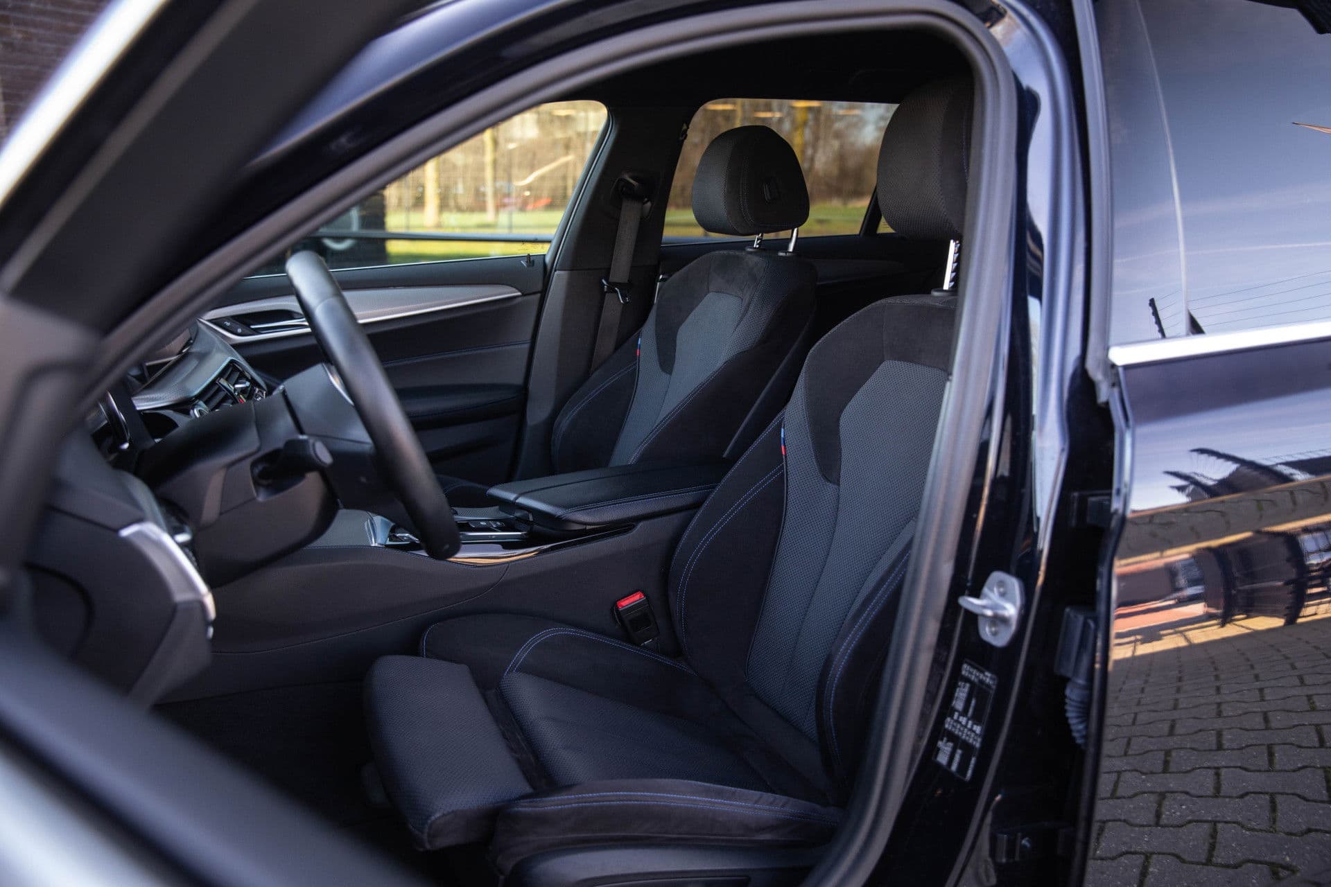 BMW 5 Serie Touring 520d Executive, , M-sport, Trekhaak, Navigatie, BMW Display Key, Origineel Nederlands thumbnail 8