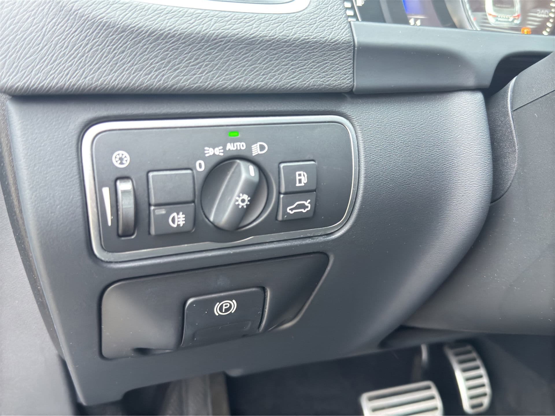 Volvo S60 1.5 T3 R-Design | Leder | Stoelverw | Trekhaak | thumbnail 18