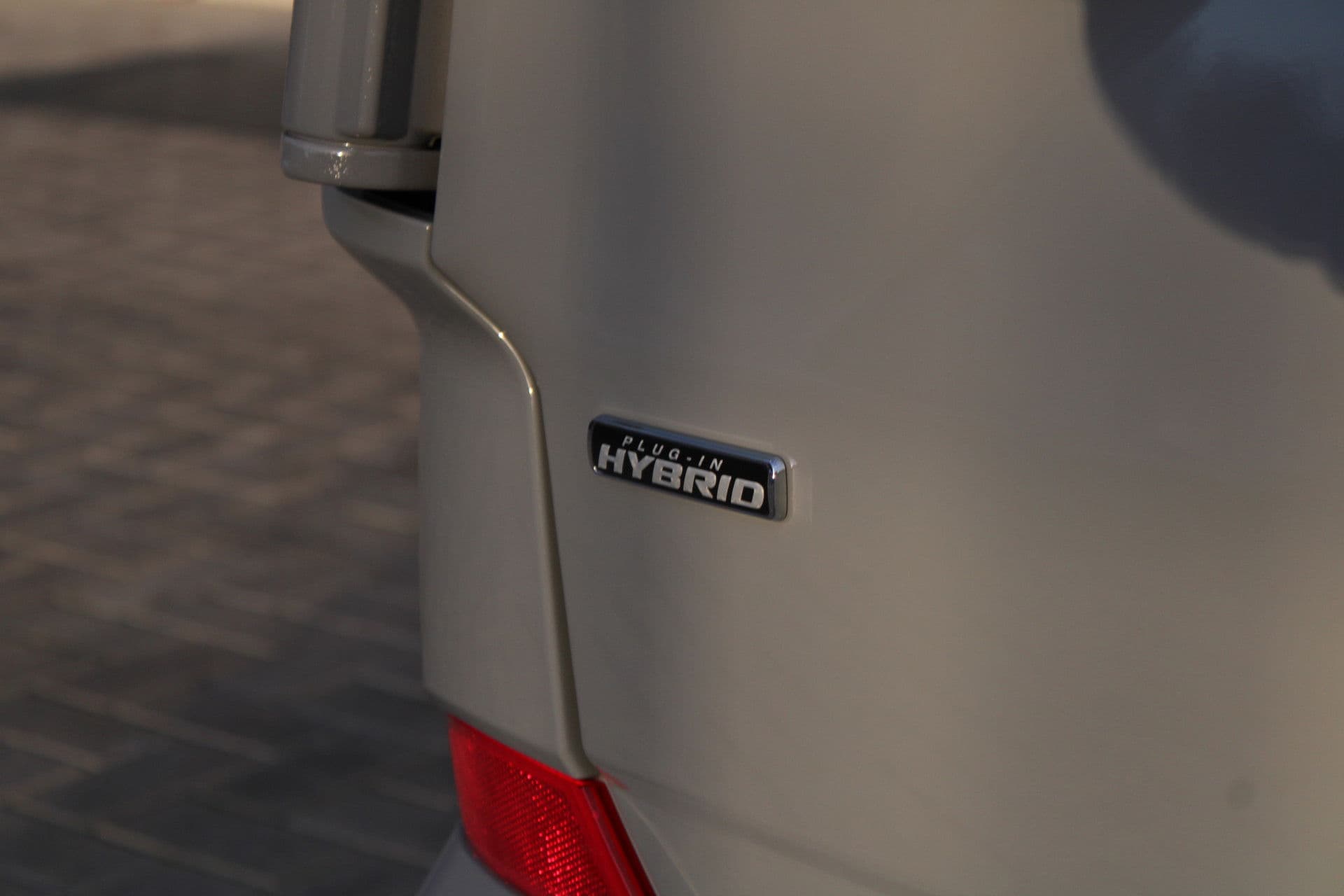 Ford Transit Custom 320 2.5 PHEV L1H1 Sport DC 232pk - 2x Schuif - 360 Camera - ACC - Keyless - Stoel/Stuurverwarming - Blindspot - Incl BPM - Rijklaar thumbnail 45