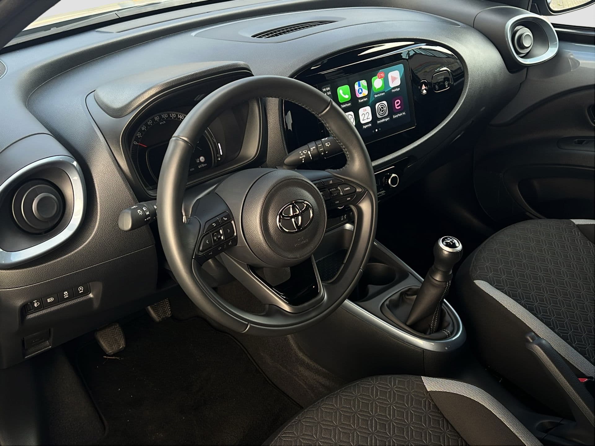 Toyota Aygo X 1.0 VVT-i MT Envy | Adaptive | Lane assist | Carplay | Keyless thumbnail 14