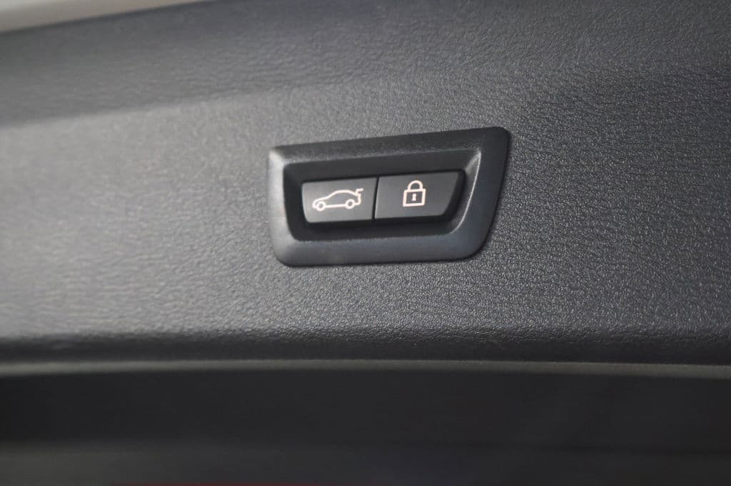 BMW X1 sDrive20i High Executive thumbnail 26