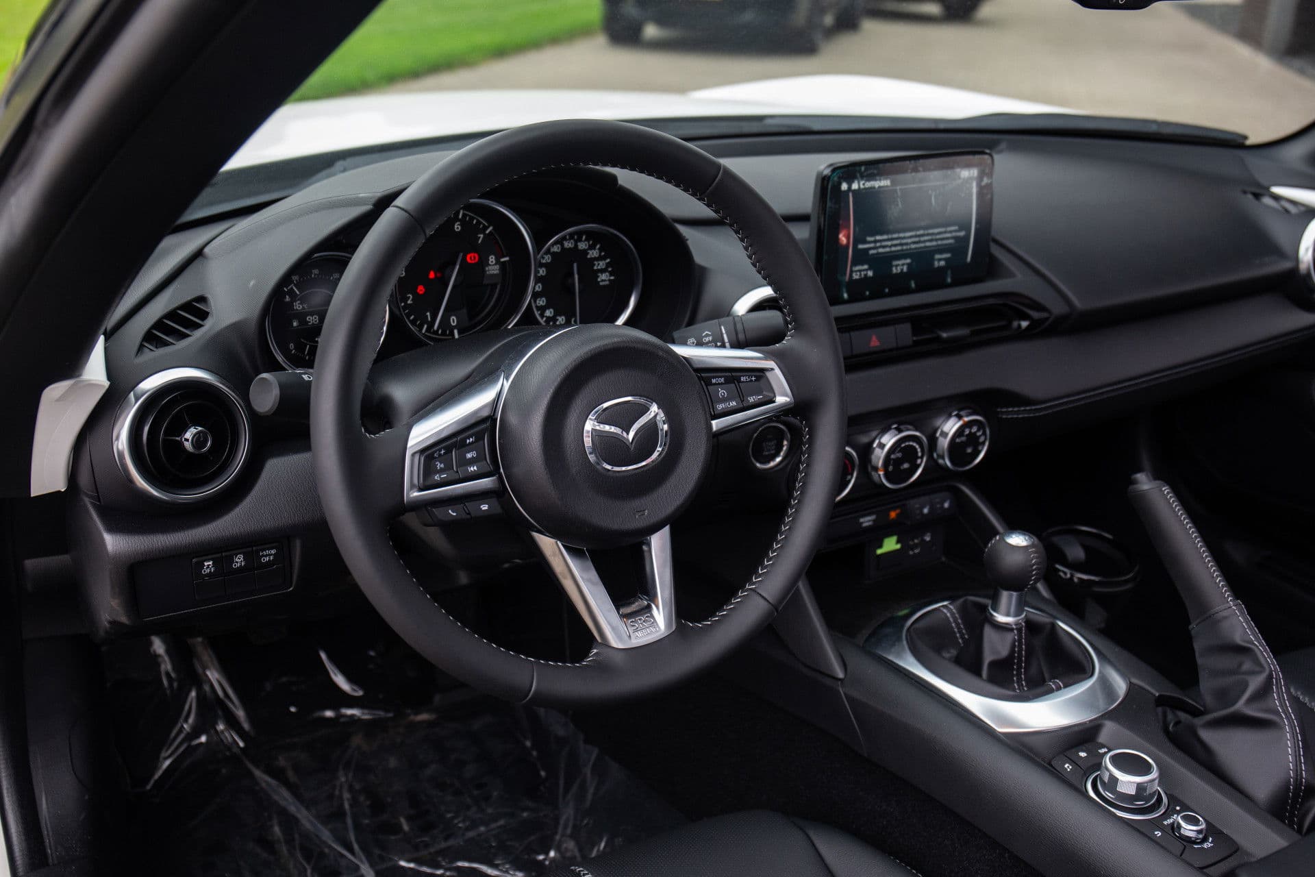 Mazda MX-5 2.0 SkyActiv-G 184 Exclusive Line , Carplay, Achteruitrijcamera, Stoelverwarming, Keyless thumbnail 5