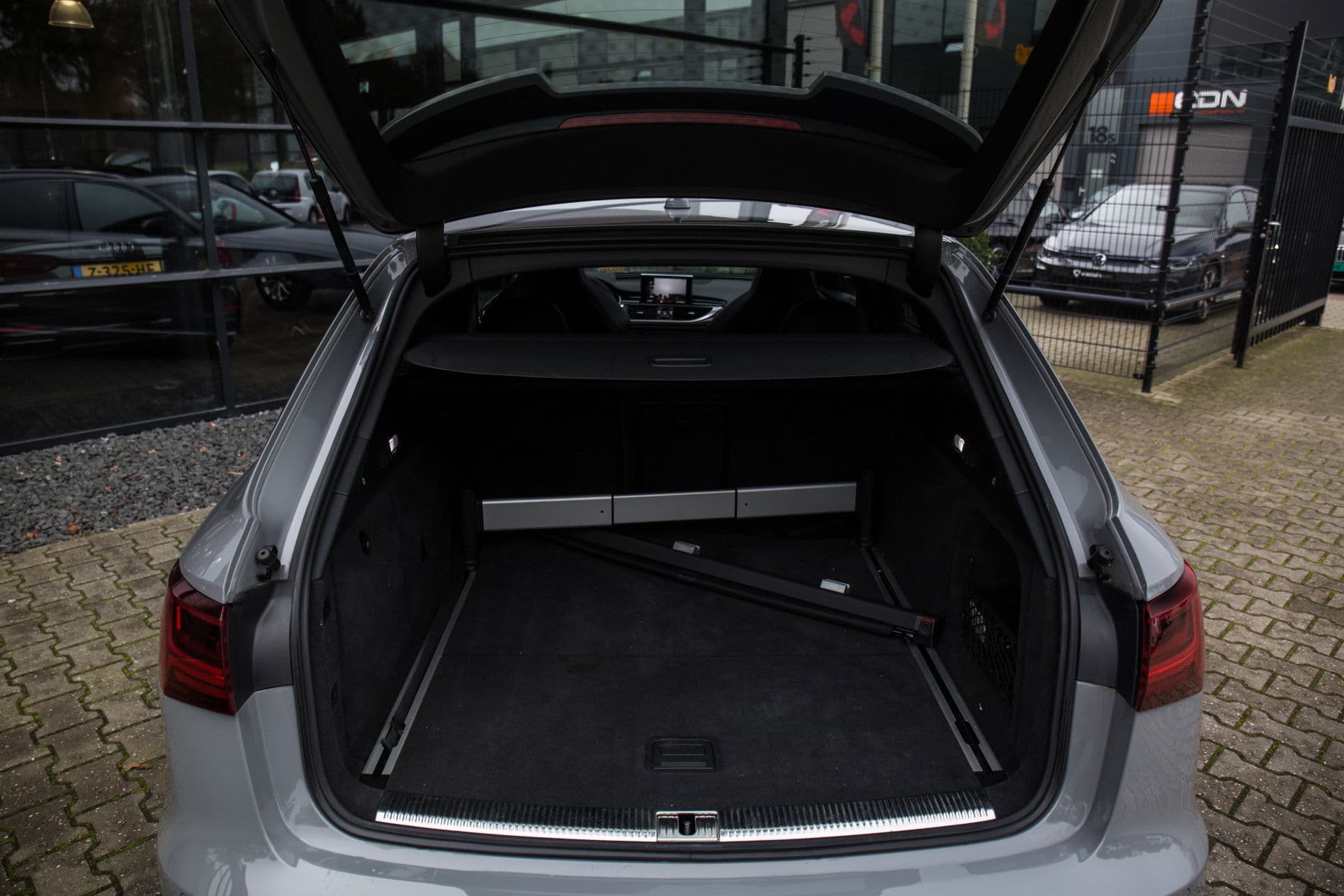 Audi RS6 Avant 4.0 TFSI Quattro Performance , Milltek, Keramisch, Panoramadak, Carbon, Nachtzicht, Vol! thumbnail 41