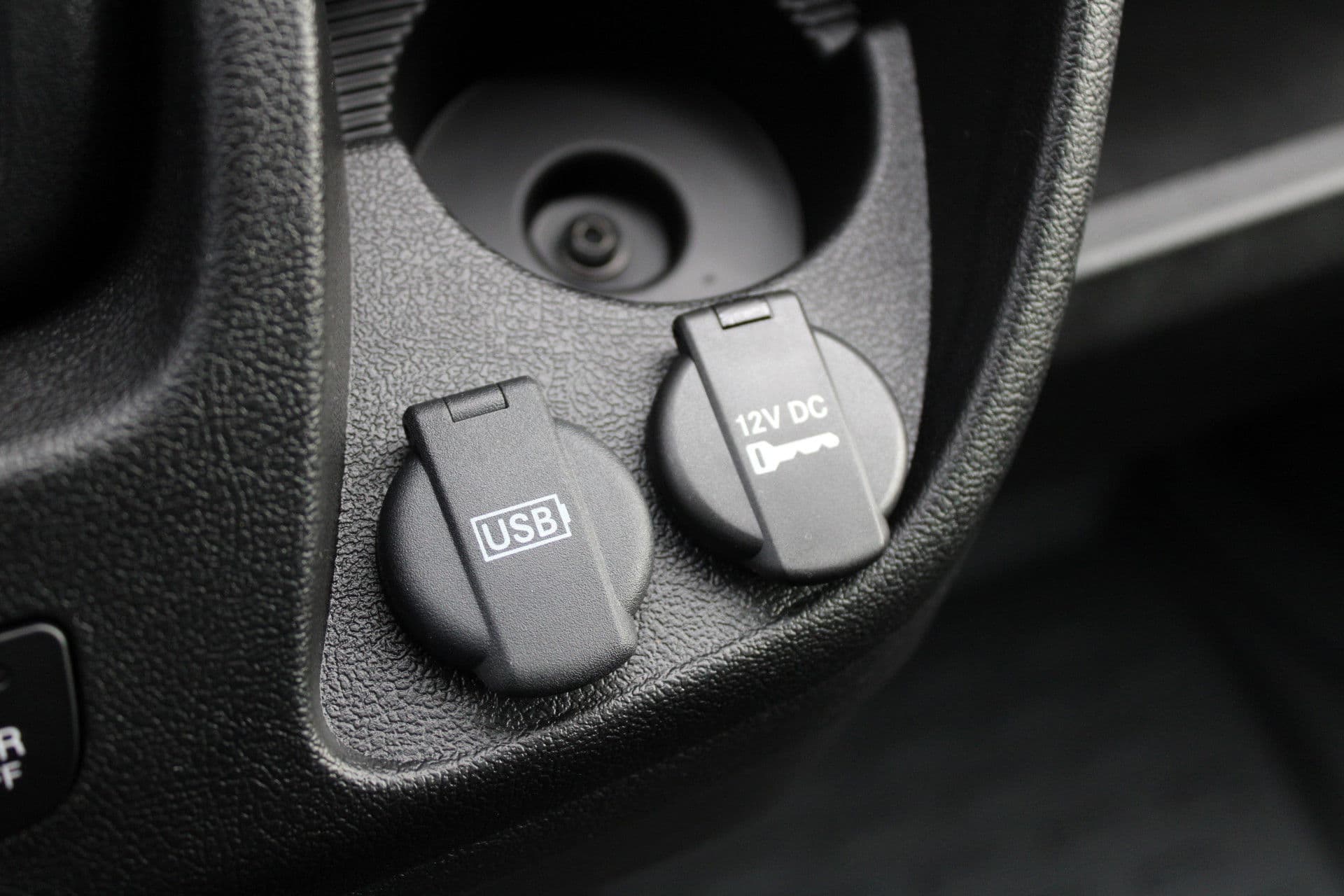 Opel Movano 33 2.2 CDTI 140pk L2H2 - Airco - Camera - Cruise - Blind Spot - 270 deuren - Rijklaar thumbnail 32