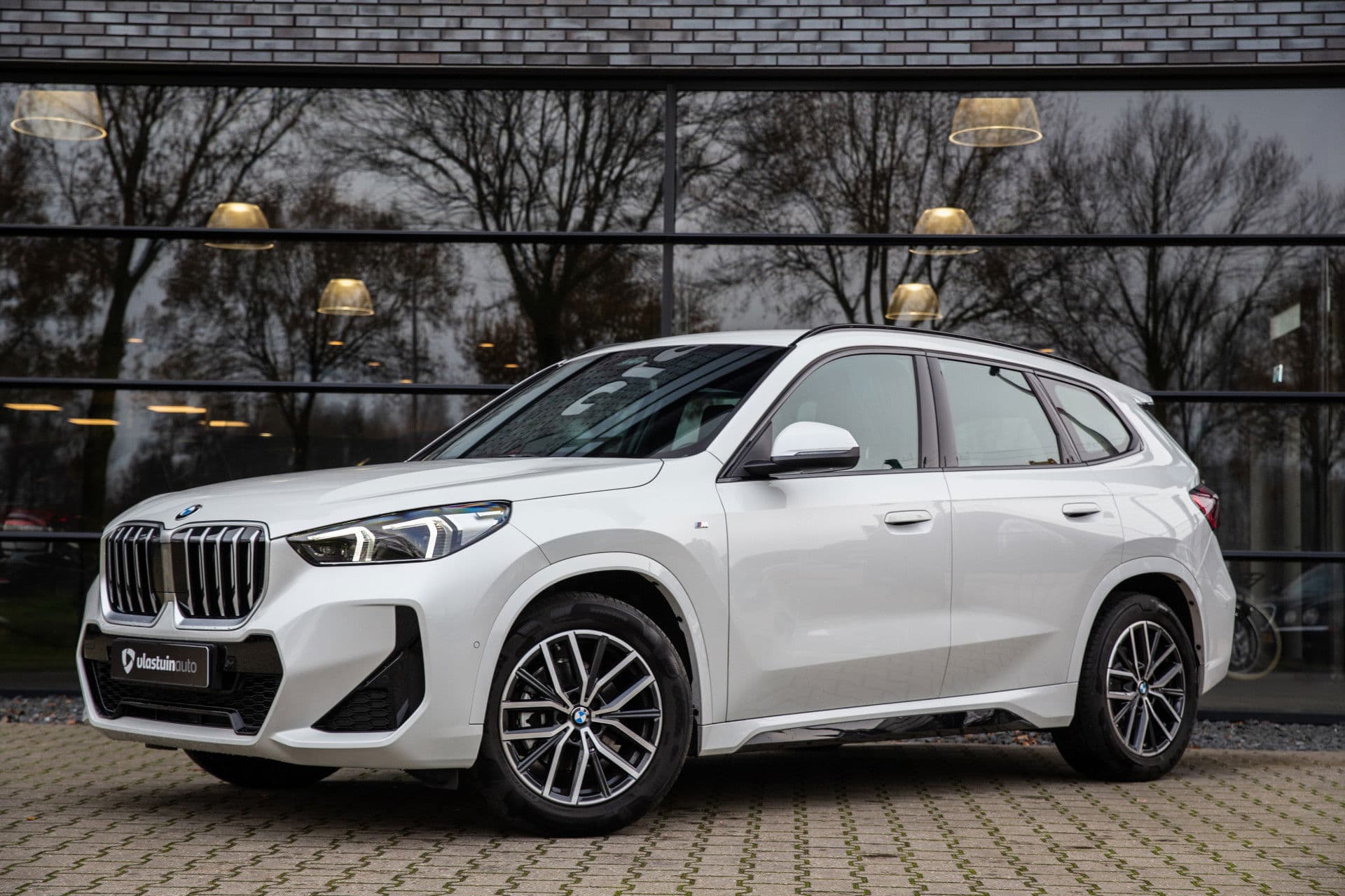 BMW X1 sDrive18i M-Sport , Achteruitrijcamera, Draadloze lader, Sfeerverlichting, thumbnail 5
