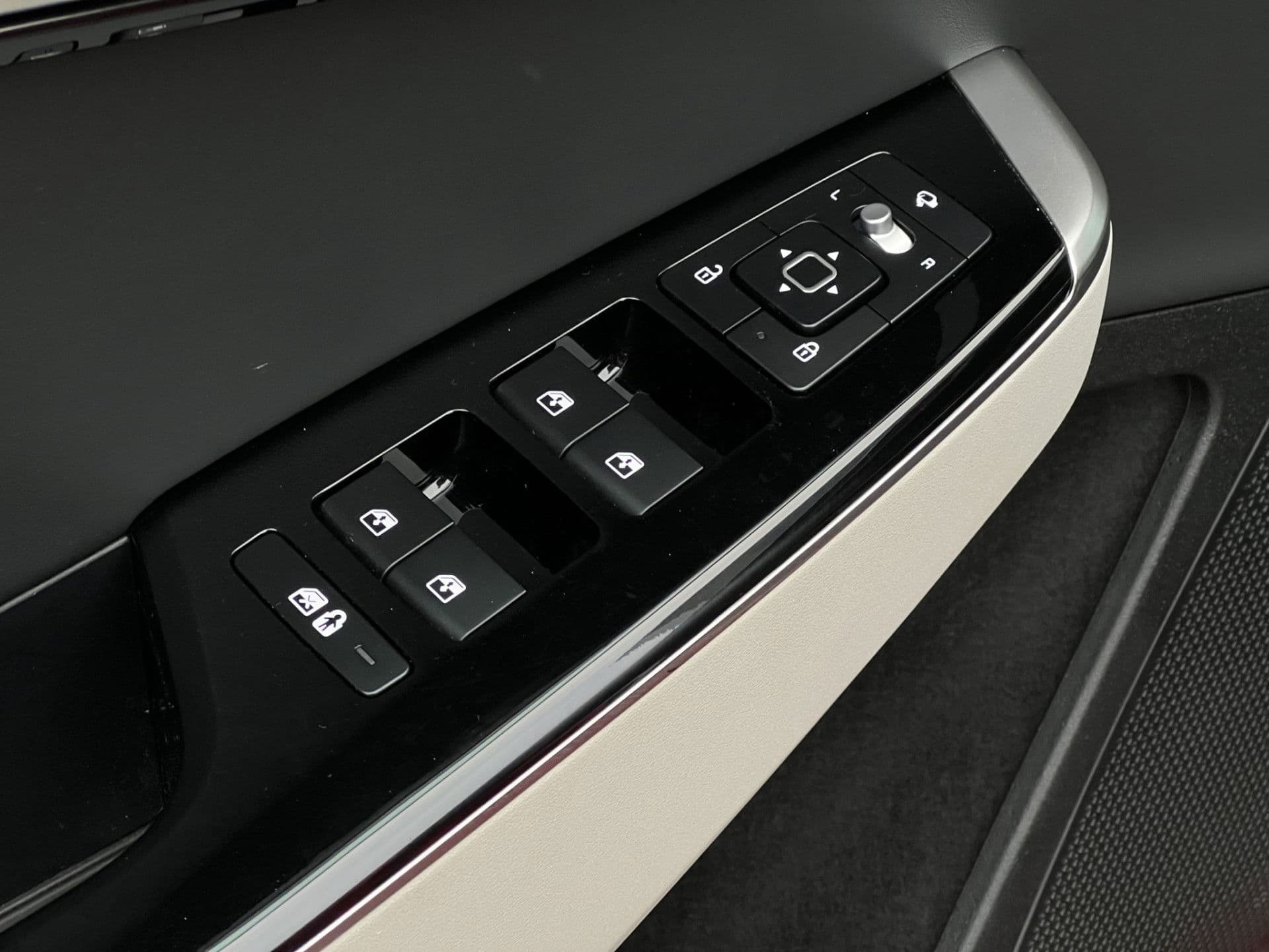 Kia Ev6 GT-Line 77.4 kWh | Adaptive | 98,5% SOH | Warmtepomp thumbnail 16