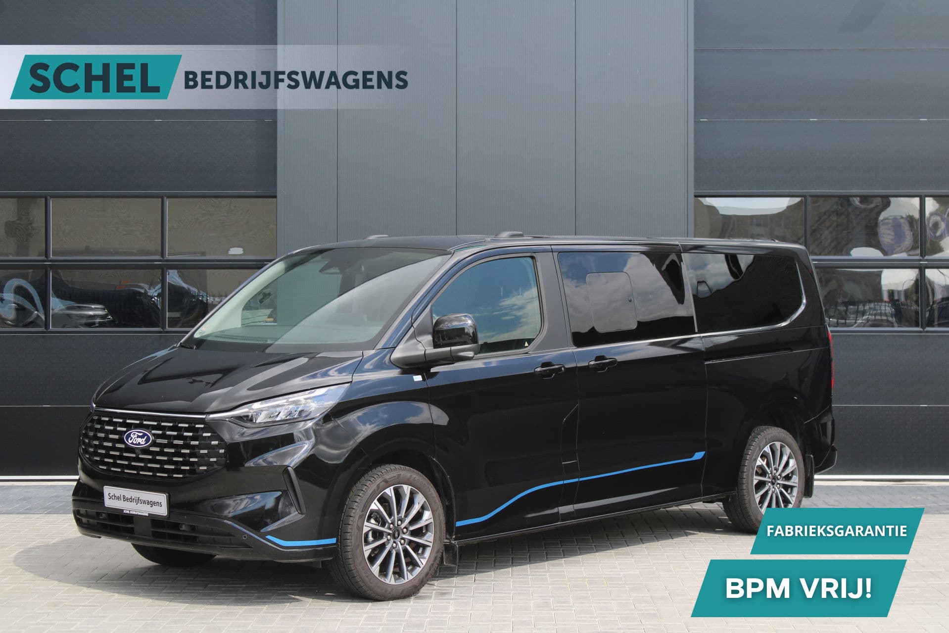 Ford Tourneo Custom 320 2.0 TDCI L2H1 Titanium X DC 170pk - Adaptive Cruise - LED - Blind Spot - Leder - Navigatie - 360 Camera - Trekhaak - Rijklaar