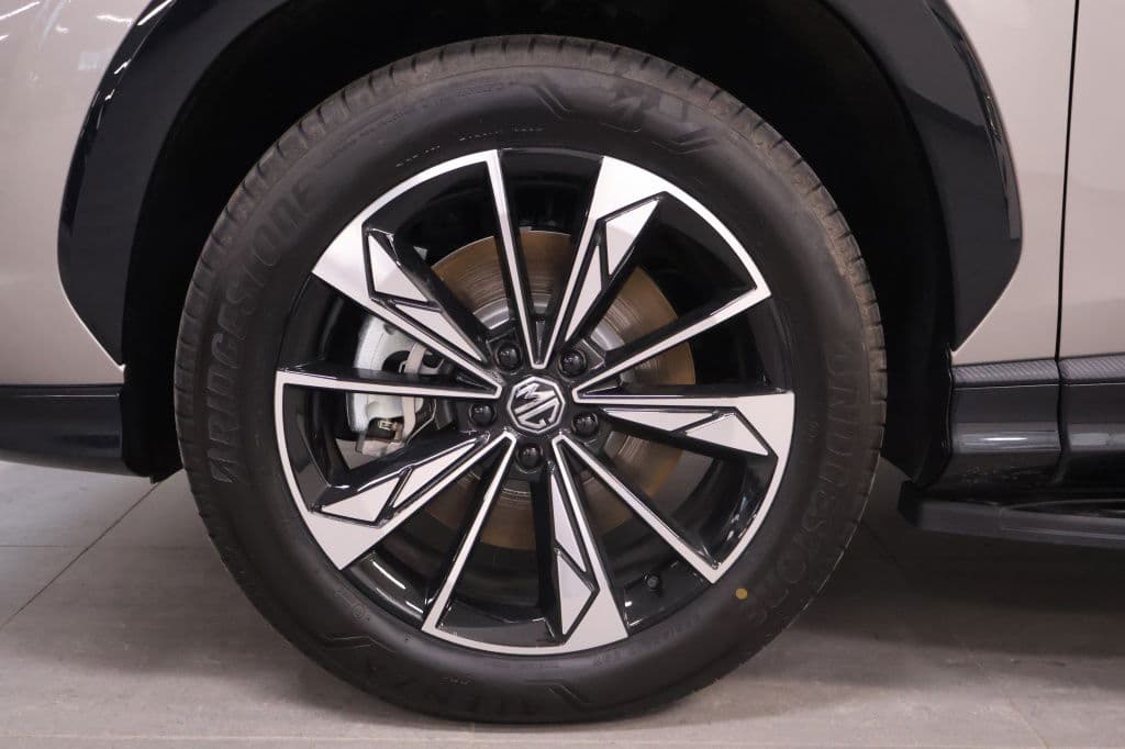 MG HS 1.5 PHEV Luxury | Plug-in | €4.000 Voordeel thumbnail 5