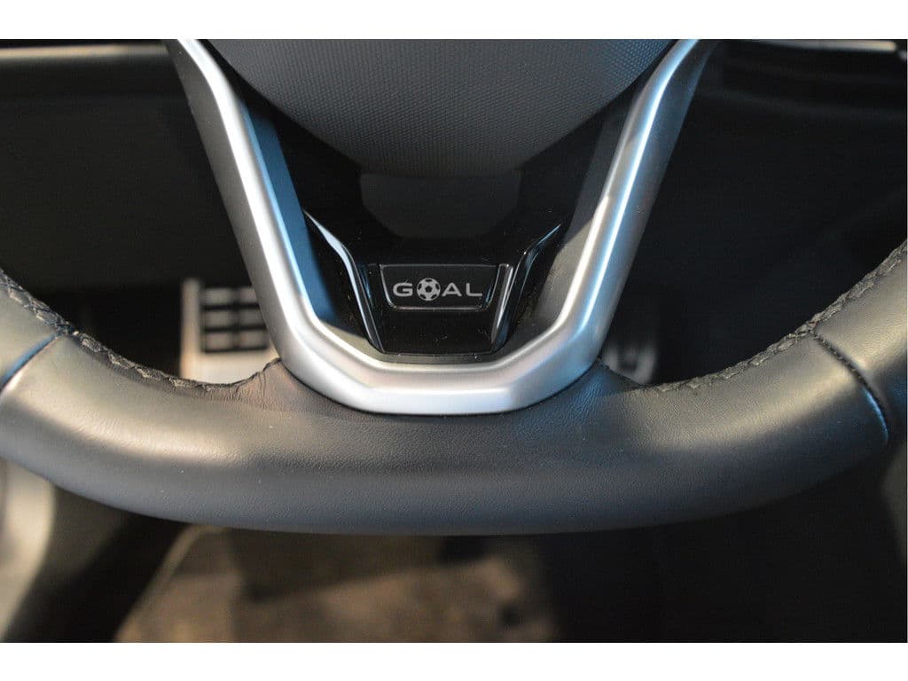 Volkswagen Golf 1.5 TSI Goal carplay clima cruise led pdc trekhaak !! thumbnail 22