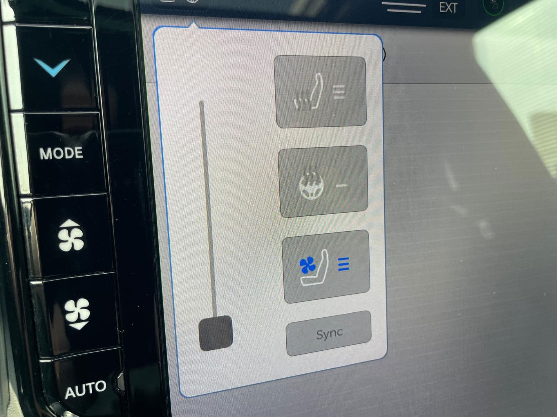 Dodge Ram 1500 5.7 V8 4x4 Crew Cab Limited | Pano | H&K | HUD | Stoelvent thumbnail 18