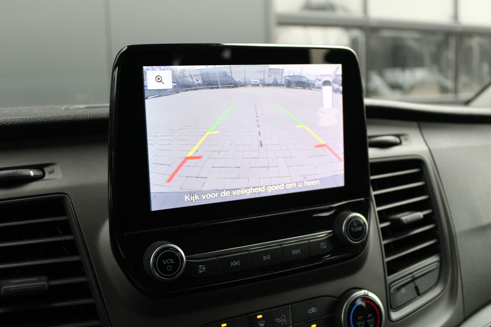 Ford Transit Custom 320 2.0 TDCI L2H1 Trend 130pk - Marge - 9 Zits - Carplay - Stoelverwarming - Camera - Cruise - Sidesteps - Rijklaar thumbnail 25