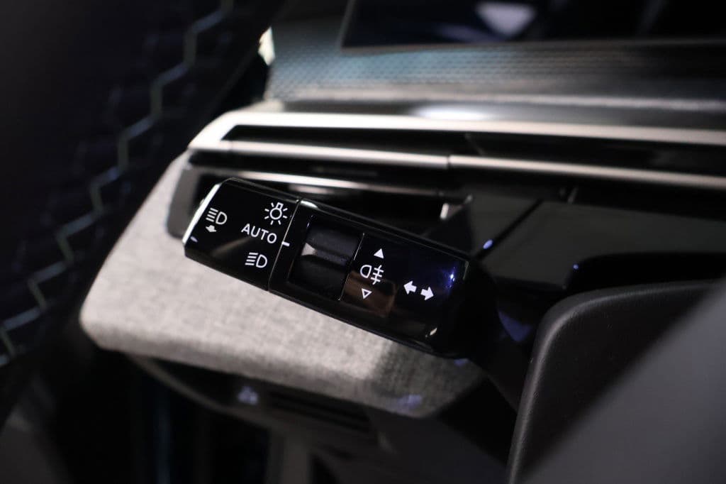 Peugeot 3008 1.2 Hybrid 145 GT thumbnail 17