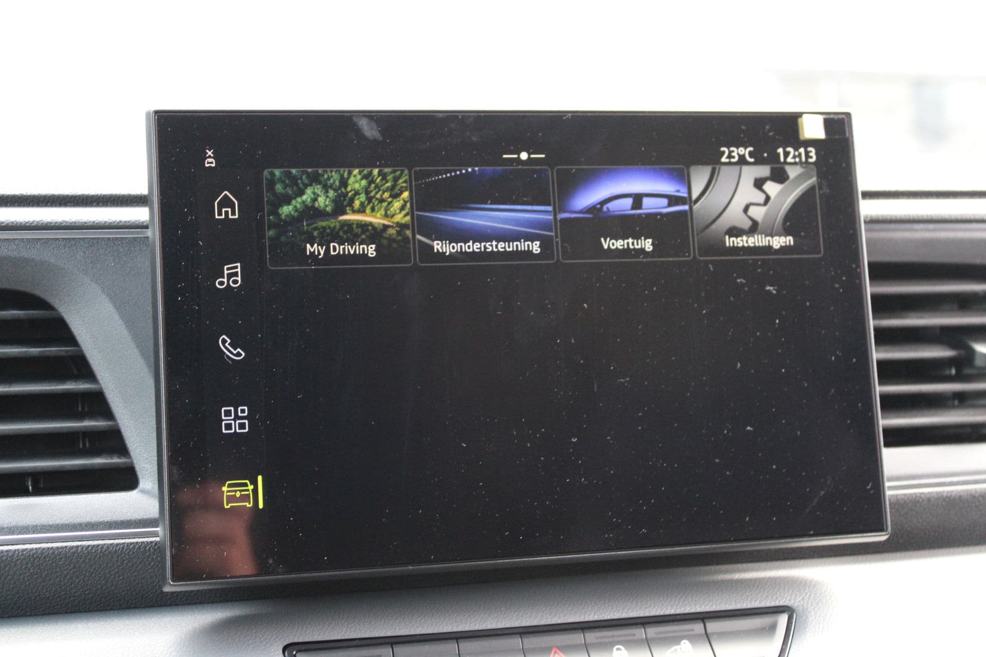 Renault Master T35 2.0 dCi 170pk L2H2 Extra - Navigatie - Camera - 270 gr deuren - Parkeersensoren - Draadloos laden - Rijklaar thumbnail 28