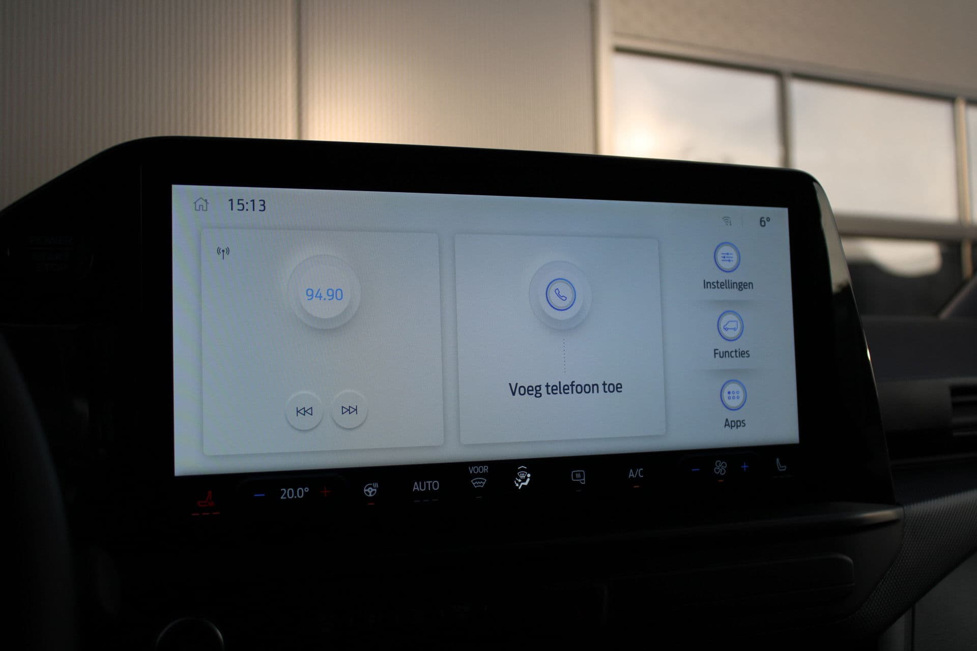 Ford Transit Custom 320 2.5 PHEV L2H1 Limited 232pk - 2x Schuifdeur - Trekhaak - Stoel/Stuurverwarming - Blindspot - Keyless - Rijklaar thumbnail 27