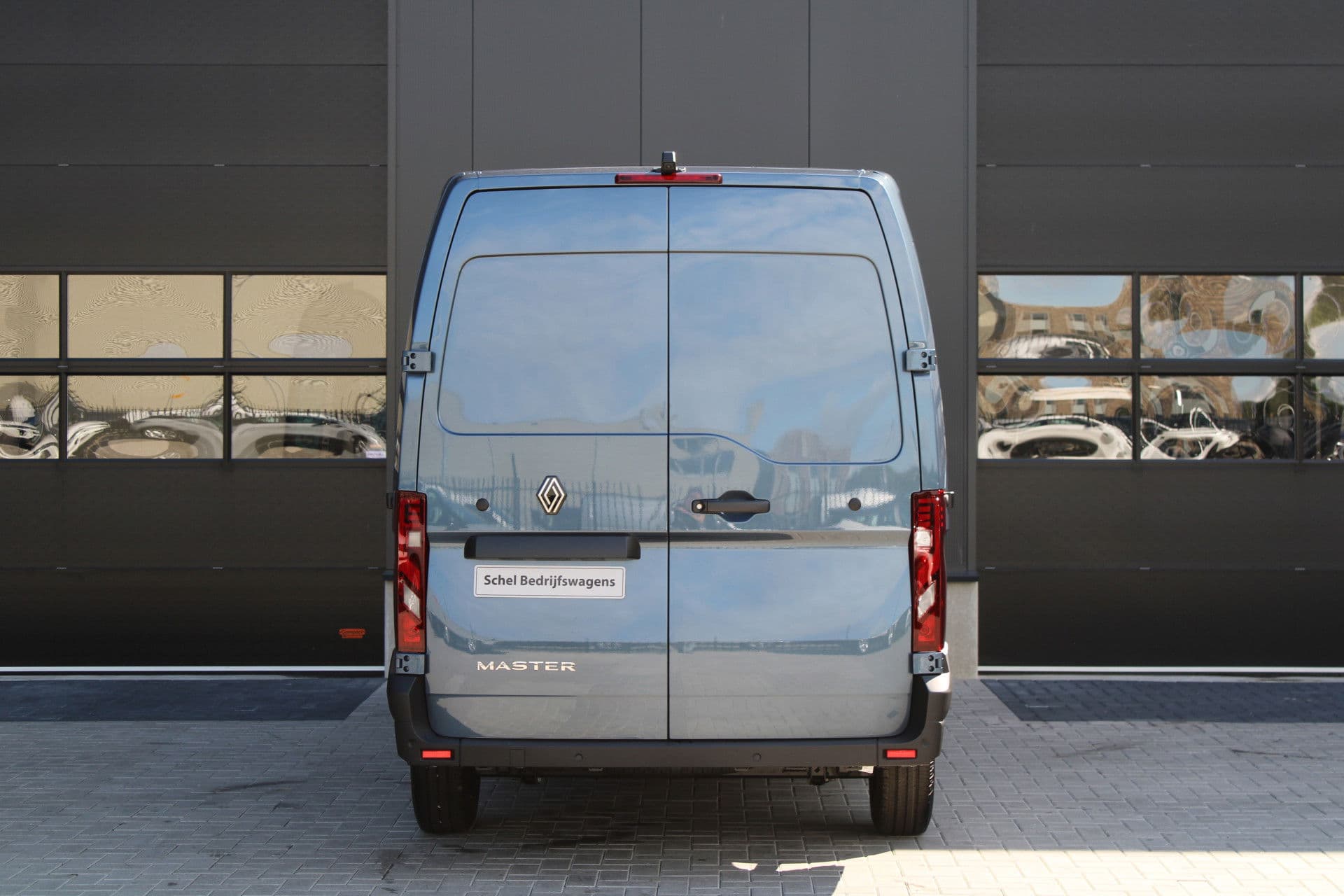 Renault Master T35 2.0 dCi 170pk L2H2 Extra - 2x Schuifdeur - Navigatie - Blind Spot - Camera - Stoelverwarming - Verwarmde voorruit - Rijklaar thumbnail 33