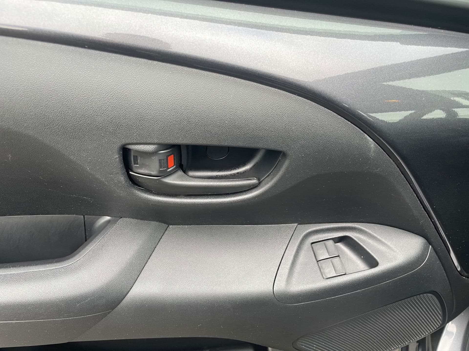 Toyota Aygo 1.0 VVT-i x-fun 5 Deurs | lage kmstand | Bluetooth thumbnail 9