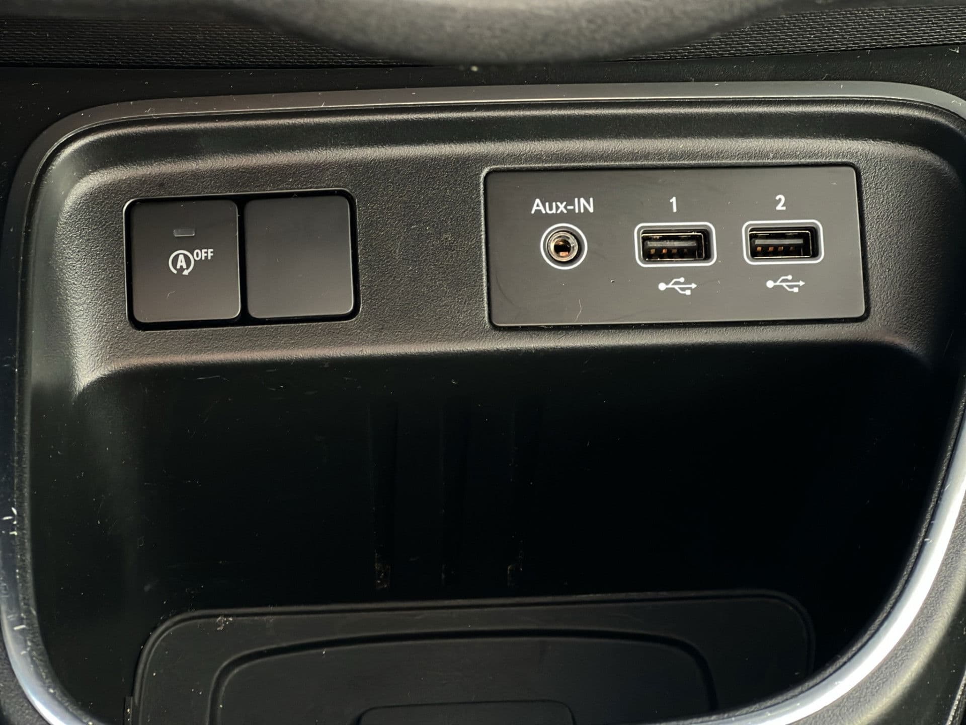 Renault Twingo 1.0 SCe Collection | Bluetooth | Cruise thumbnail 14