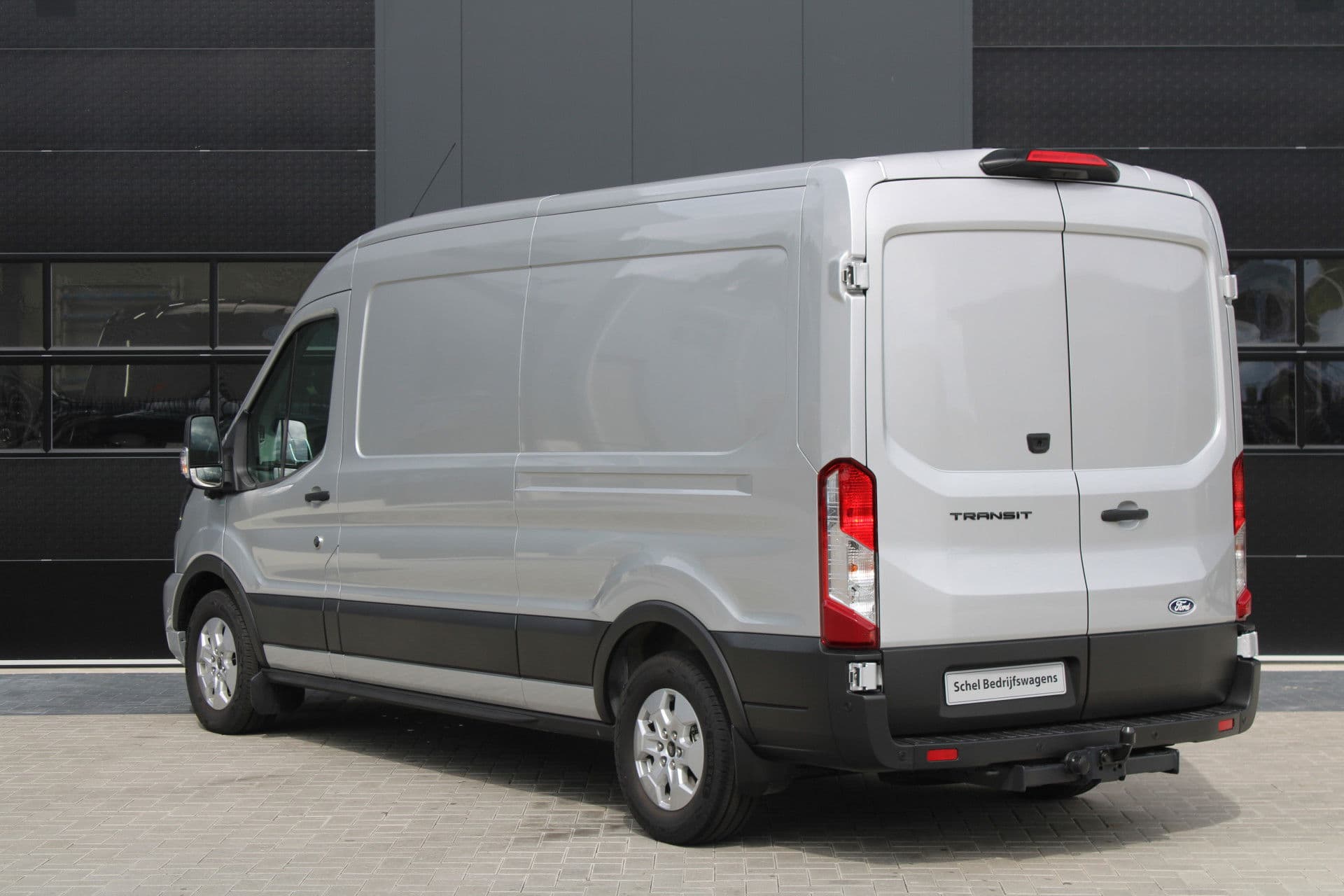 Ford Transit 350 2.0 TDCI L3H2 Limited Raptor 165pk - LUCHTVERING - ACC - Blind Spot - 360 camera - Raptor Grill - Stoel-Stuurverwarming - Trekhaak - Rijklaar thumbnail 30