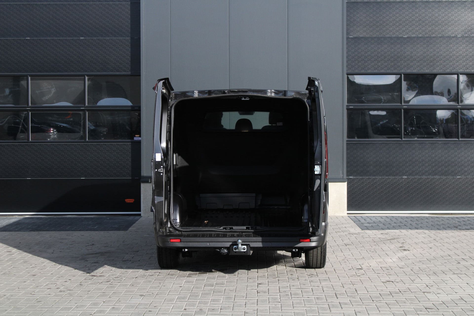 Renault Trafic 2.0 Blue dCi 130pk T29 L2H1 Advance Dubbele Cabine - Carplay - Android - 2x Schuifdeur - Passagiersstoel - Camera - LED - Rijklaar thumbnail 7