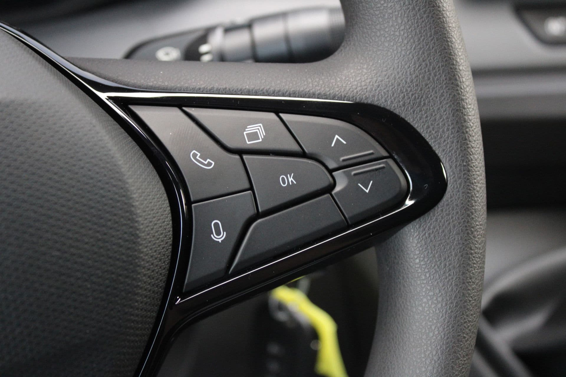 Renault Master T35 2.0 dCi 170pk L2H2 Extra - Navigatie - Camera - 270 gr deuren - Parkeersensoren - Draadloos laden - Rijklaar thumbnail 22