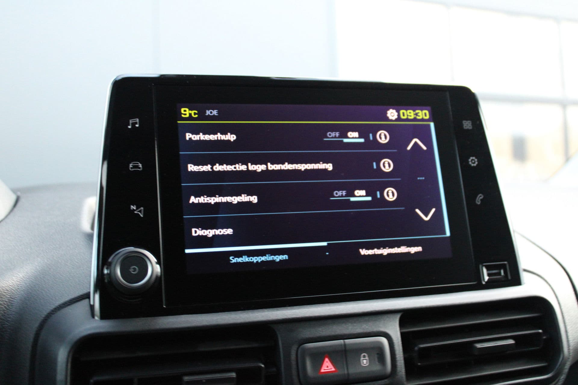 Peugeot E-Partner 136 L1 50 kWh 136pk - Airco - Cruise - PDC - Camera - Stoelverwarming - Rijklaar thumbnail 26